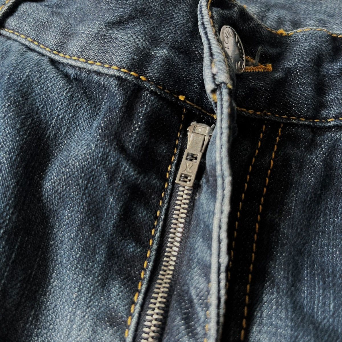 Designer × Japanese Brand × Louis Vuitton Rare 1/1 Deconstructed Louis Vuitton Jeans Size US 32 / EU 48 - 8 Thumbnail