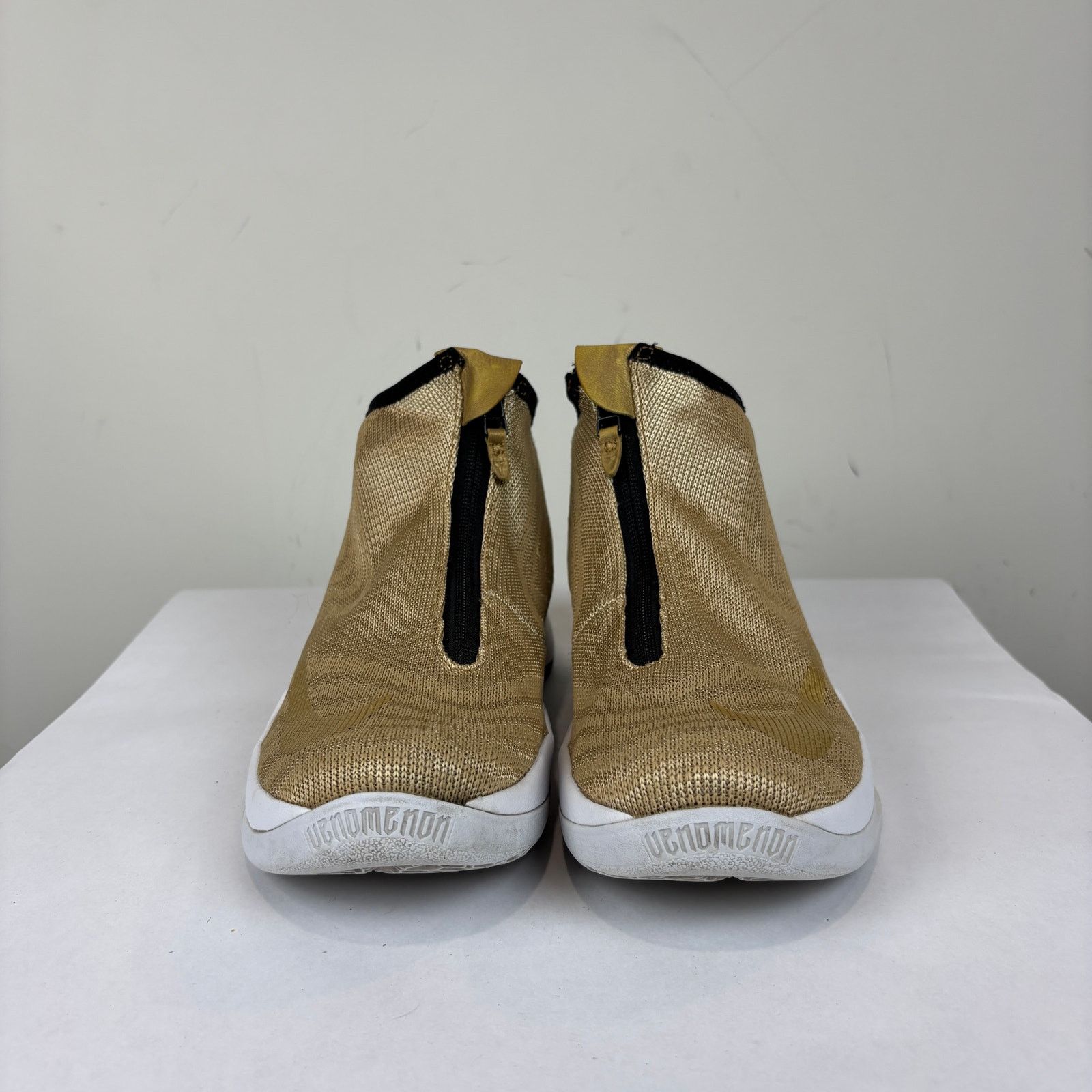 Nike Nike Zoom Kobe Icon Metallic Gold Sneakers Shoes Men's 9 Size US 9 / EU 42 - 2 Thumbnail