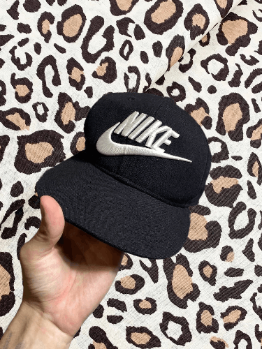 Nike Cap Nike Vintage dri fit Hat centr Logo Size ONE SIZE - 1 Thumbnail