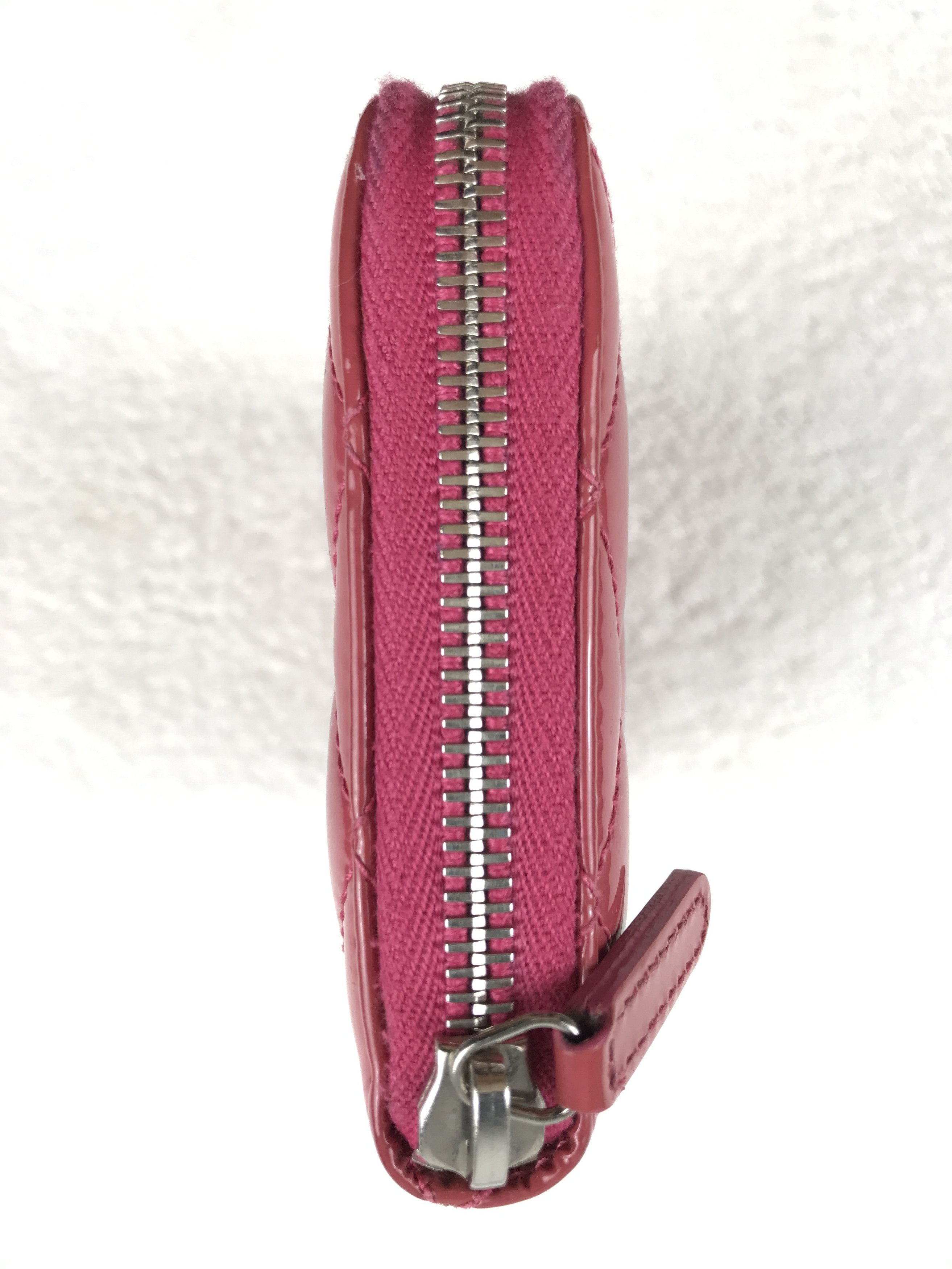 Chanel × Vintage Chanel Dark Pink Quilted Patent Leather Zip Around Wallet Size ONE SIZE - 8 Thumbnail