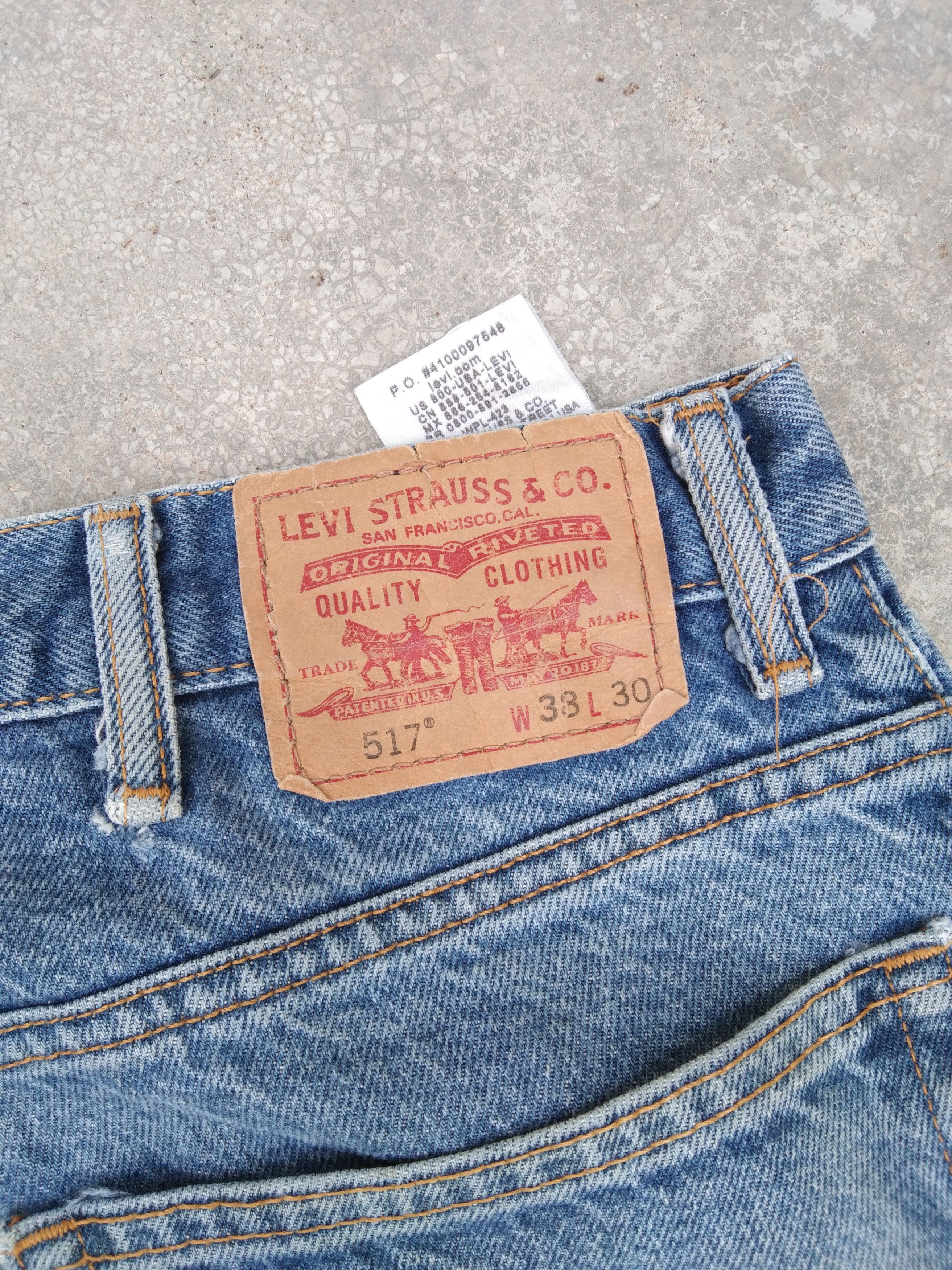 Levi's Vintage Levi's 517 Boot Cut Distressed Jeans 36x31 Size US 36 / EU 52 - 4 Thumbnail