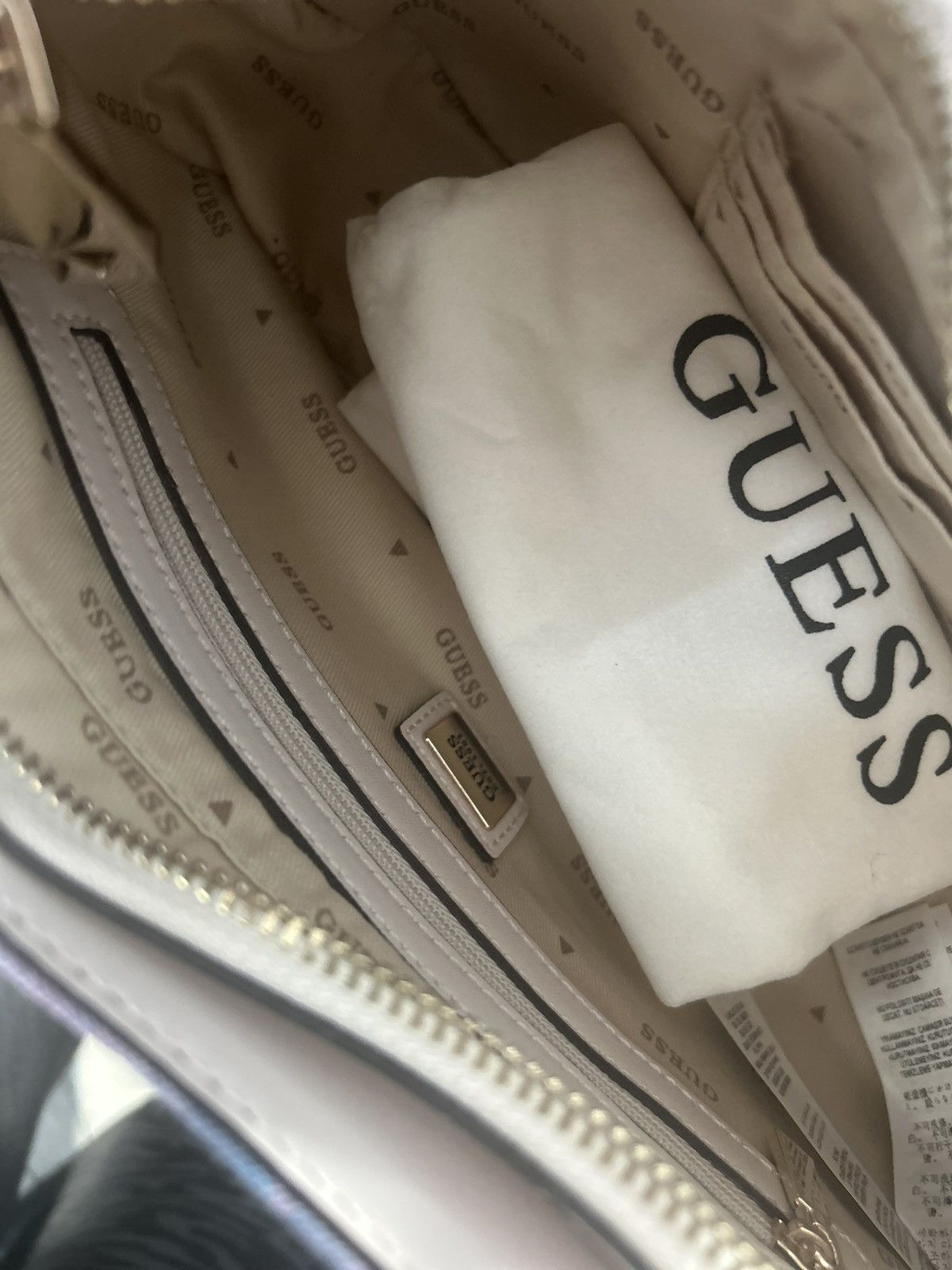 Guess GUESS X BANKSY BRANDALISED TOP ZIP SHOULDER/HANDBAG Size ONE SIZE - 5 Thumbnail