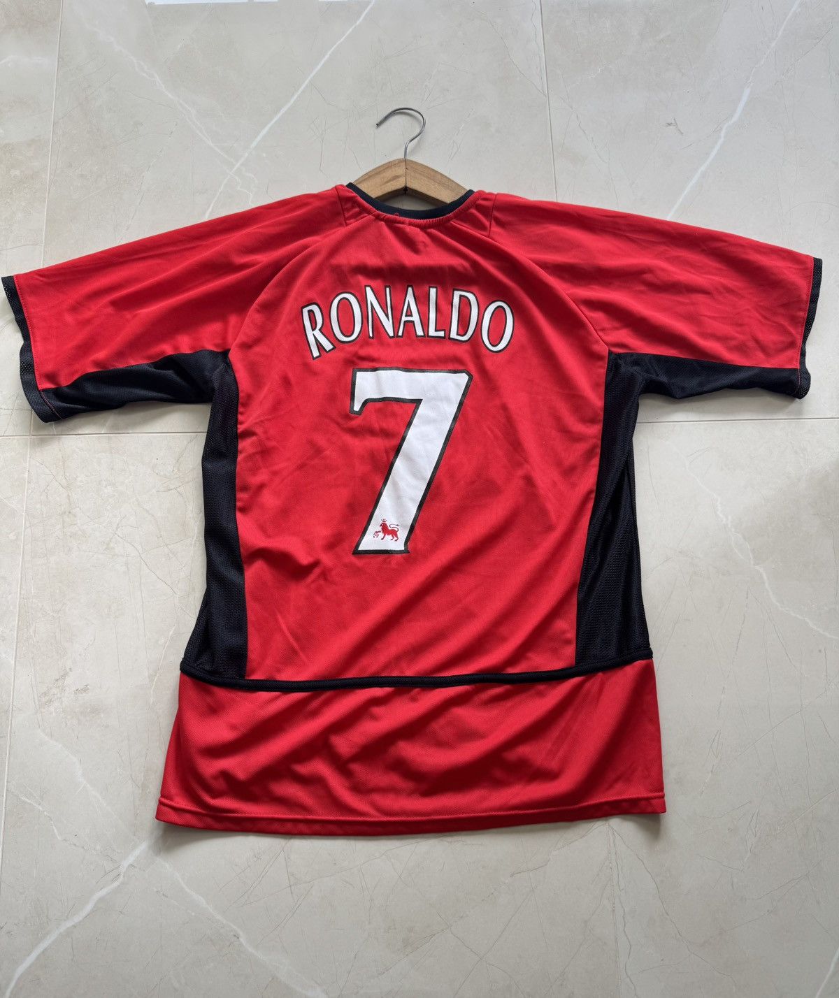 Nike Ronaldo #7 Manchester United 2002-2004 Bootleg Soccer Jersey Size US XL / EU 56 / 4 - 1 Thumbnail