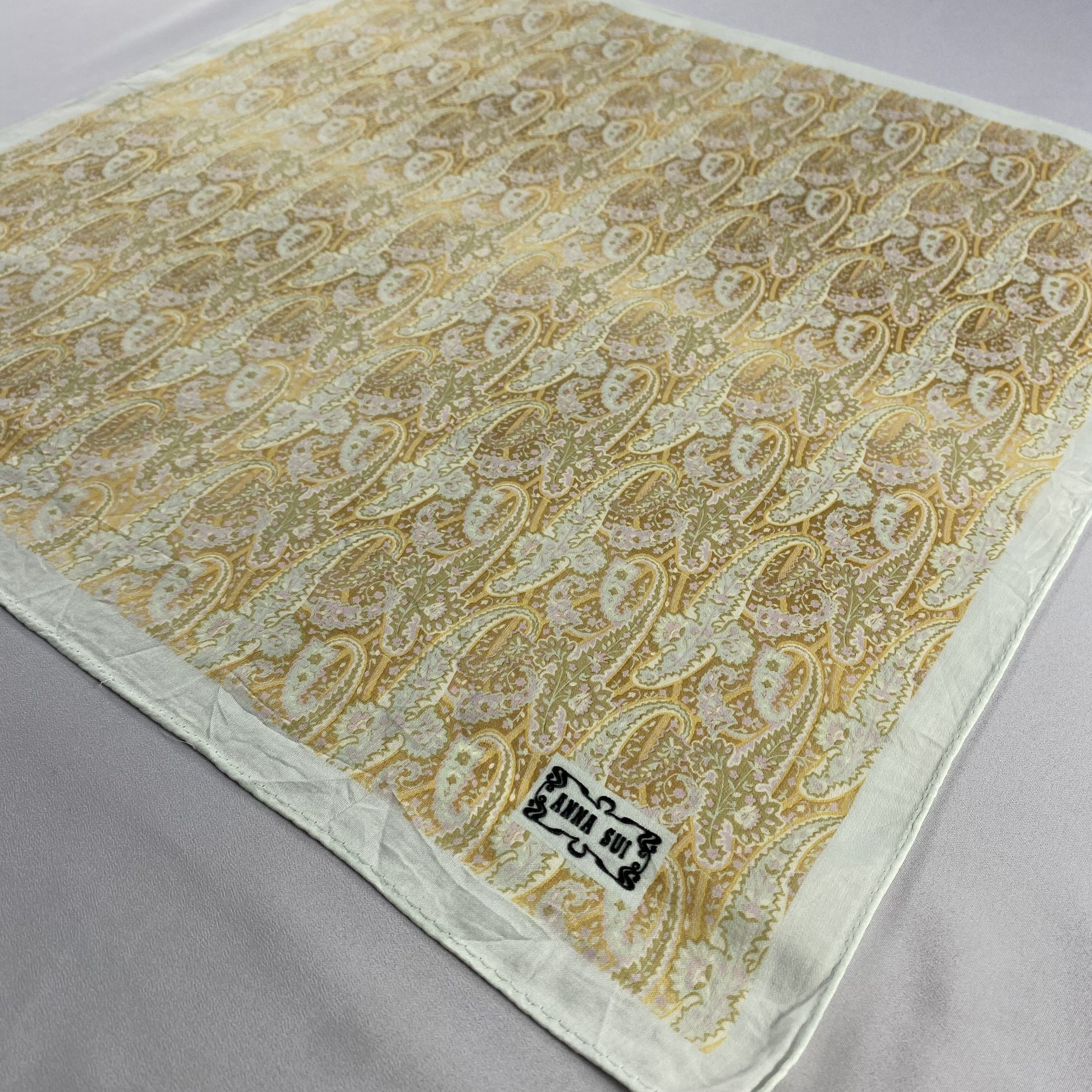 Vintage Anna Sui Bandana/ Handkerchief / Neckerchief-P1570 Size ONE SIZE - 2 Thumbnail