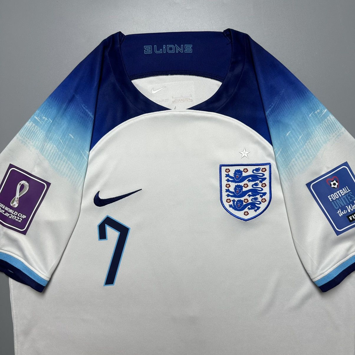 Nike ENGLAND NIKE 2022 WORLD CUP FOOTBALL JERSEY #7 GREALISH Size US M / EU 48-50 / 2 - 4 Thumbnail