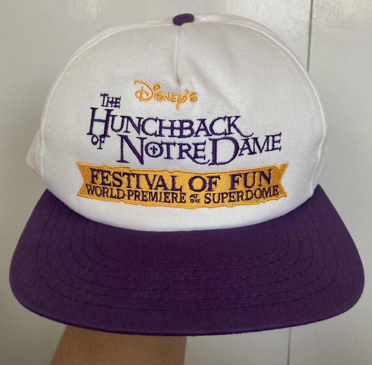 Disney × Vintage HUNCHBACK OF NOTRE DAME FESTIVAL OF FUN 1996 CAP HAT DISNEY Size ONE SIZE - 2 Thumbnail