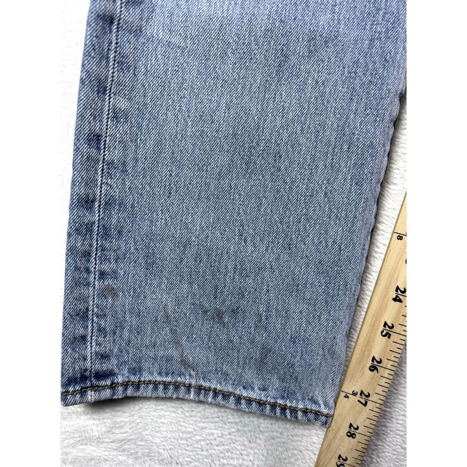 Levi's VINTAGE Levi's 501 Jeans Men Straight Leg Button Fly Distressed Workwear 33x30 Blue Denim Size 33 Regular Men’s Retro Classic Size US 33 - 4 Thumbnail