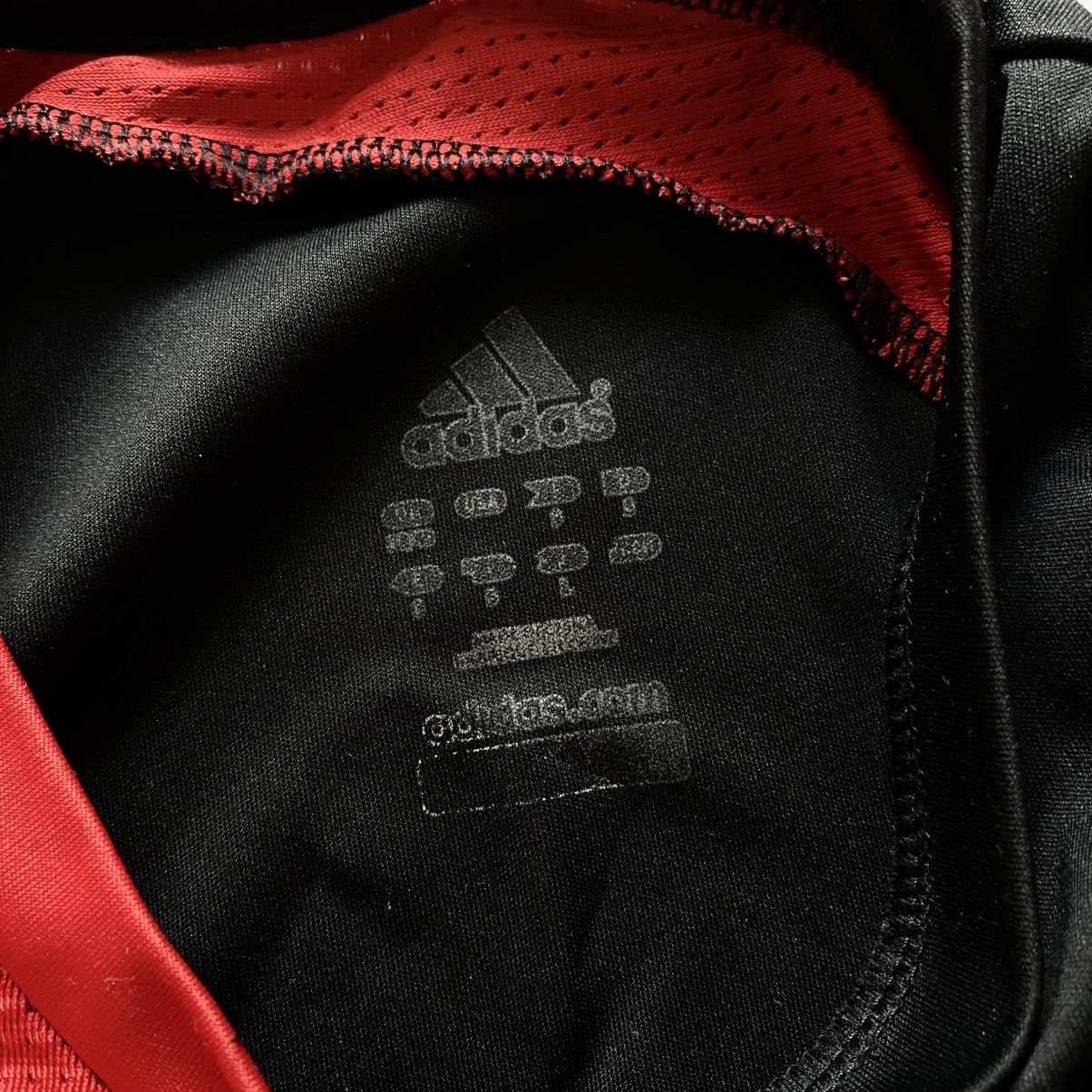 Other Adidas Liverpool 2007 Black Red White Football Tee Jersey Size US S / EU 44-46 / 1 - 6 Thumbnail