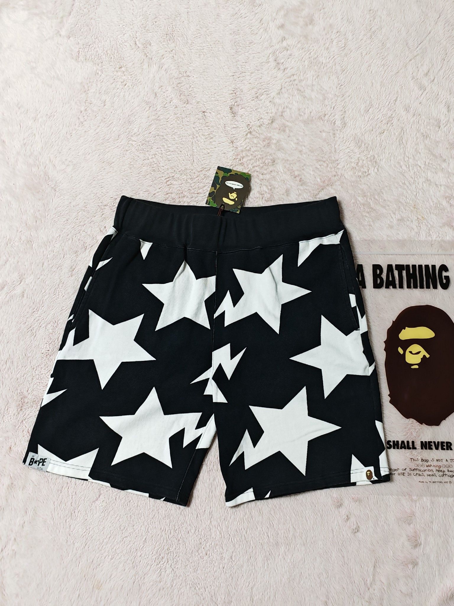 Bape A BATHING APE Star Print Shorts Size XL Size US 36 / EU 52 - 1 Thumbnail