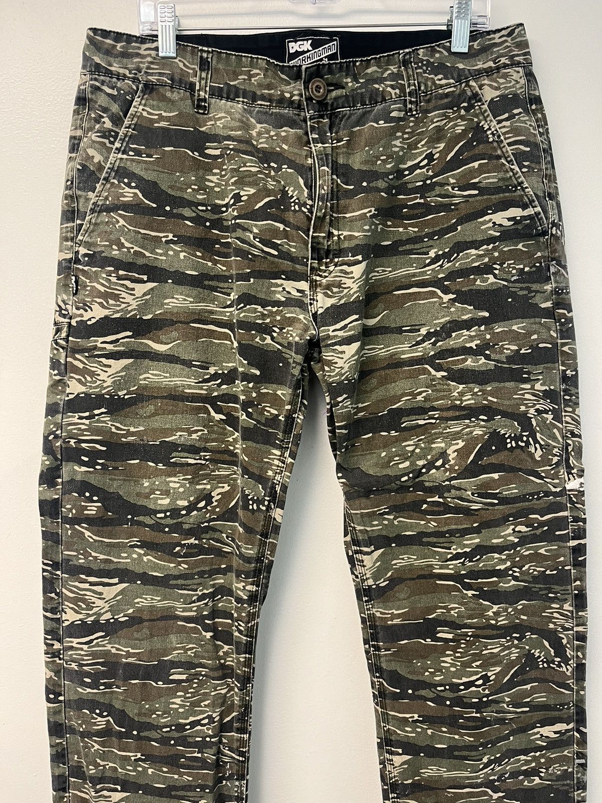 DGK DGK Camo Workingmans Chino Pants Size US 36 / EU 52 - 2 Thumbnail
