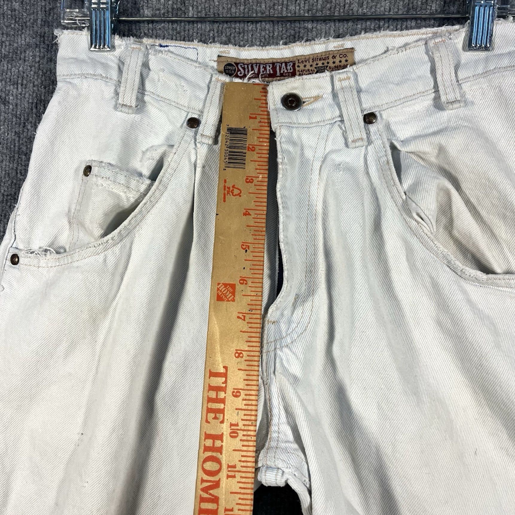 Levi's VINTAGE Levi's Silver Tab Jeans Adults 28x32 White Distressed Light Wash 90s Size US 28 / EU 44 - 3 Thumbnail