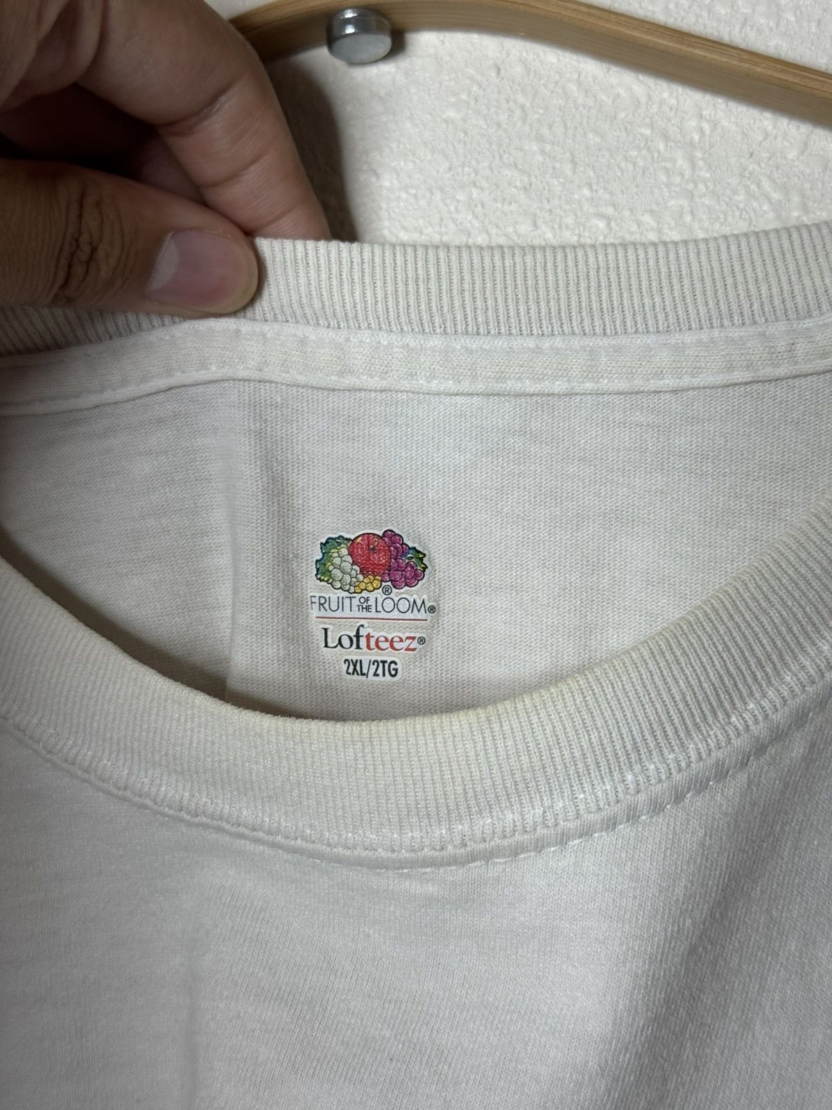 Vintage Vintage Y2K Bell Gardens Classic 2008 White T-Shirt 2XL Size US XXL / EU 58 / 5 - 4 Thumbnail
