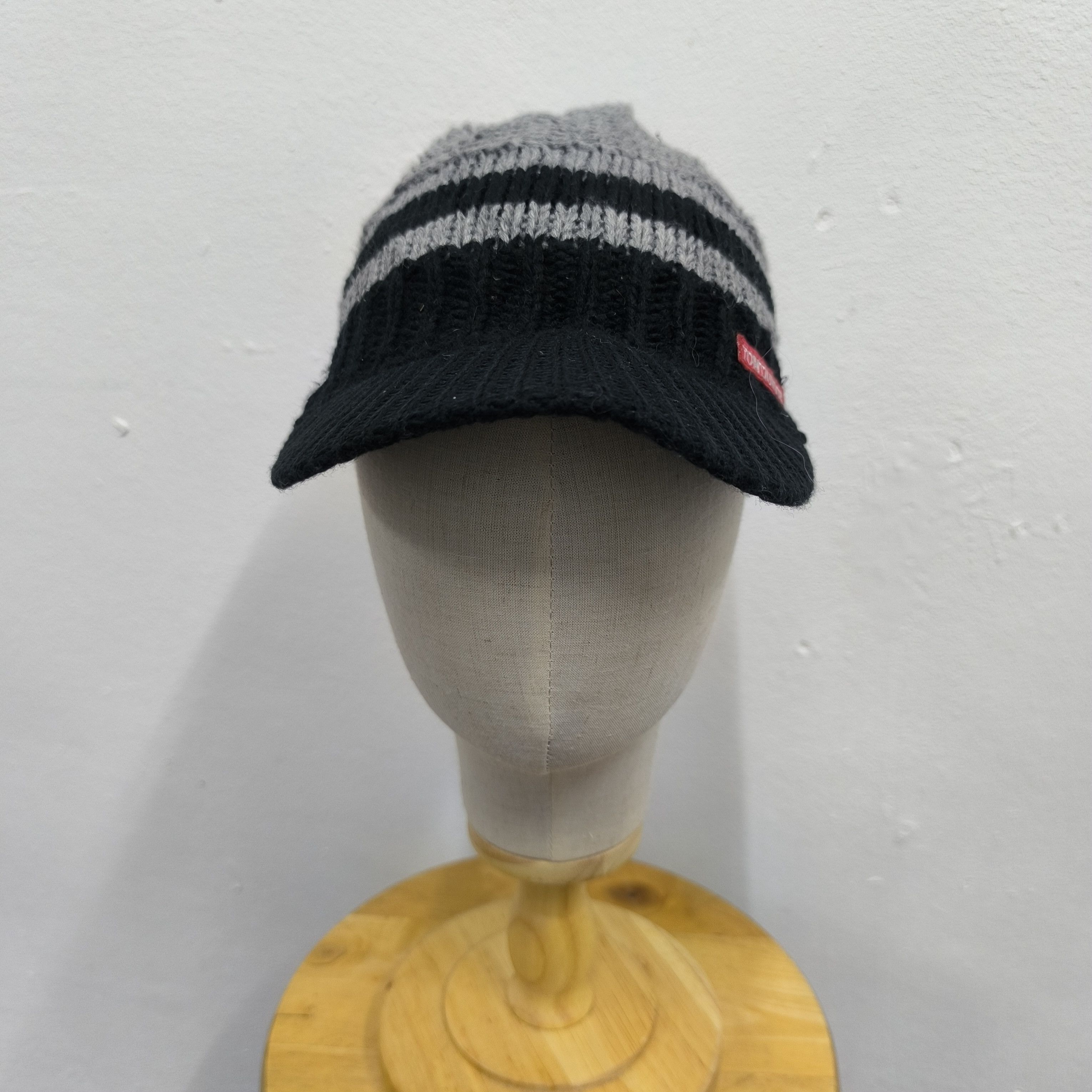 Japanese Brand ✨Japanese brand tomt.junior visor beanie hat Size ONE SIZE - 2 Thumbnail