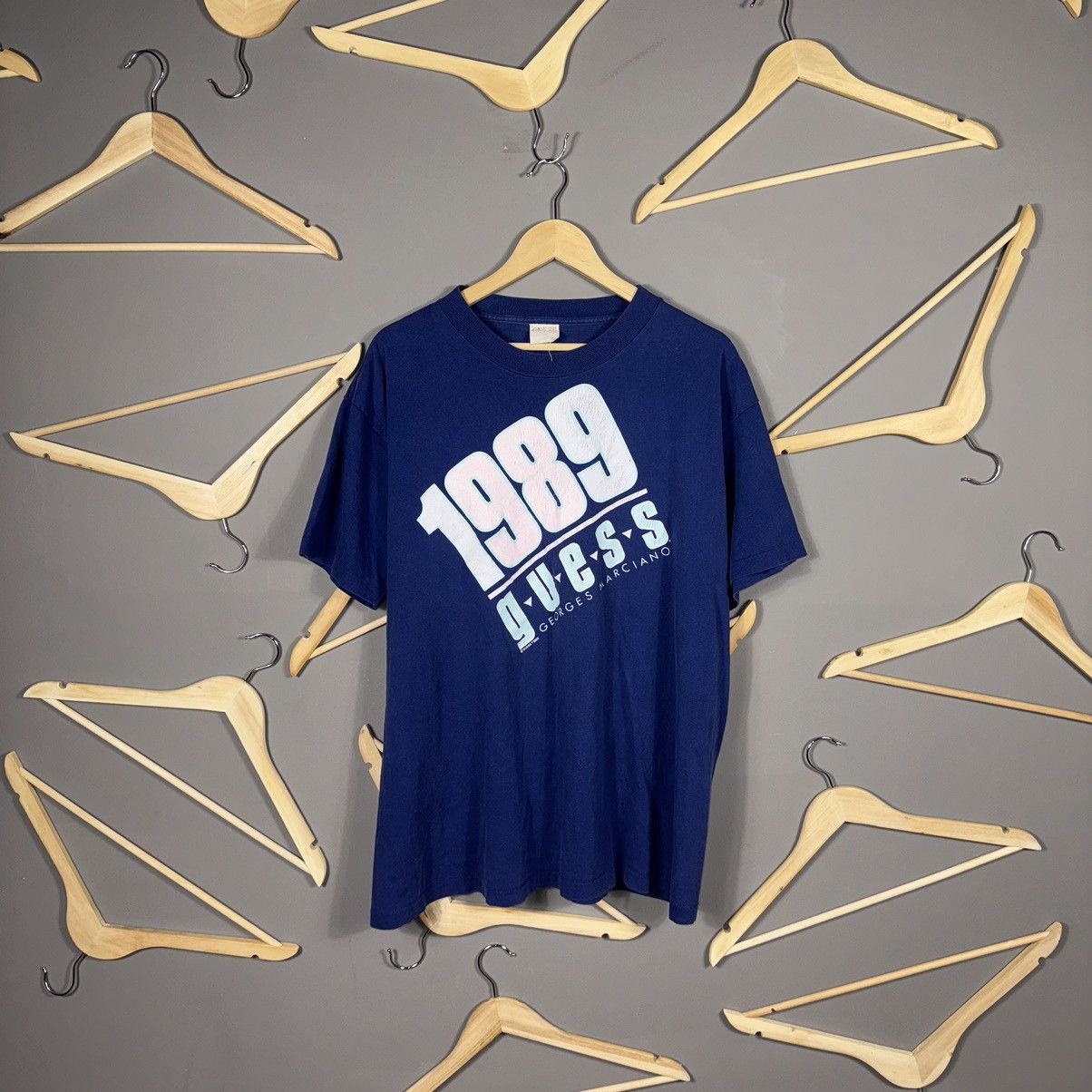 Georges Marciano × Guess × Vintage Vintage 1989 Guess X Marciano T-shirt Size US L / EU 52-54 / 3 - 1 Thumbnail