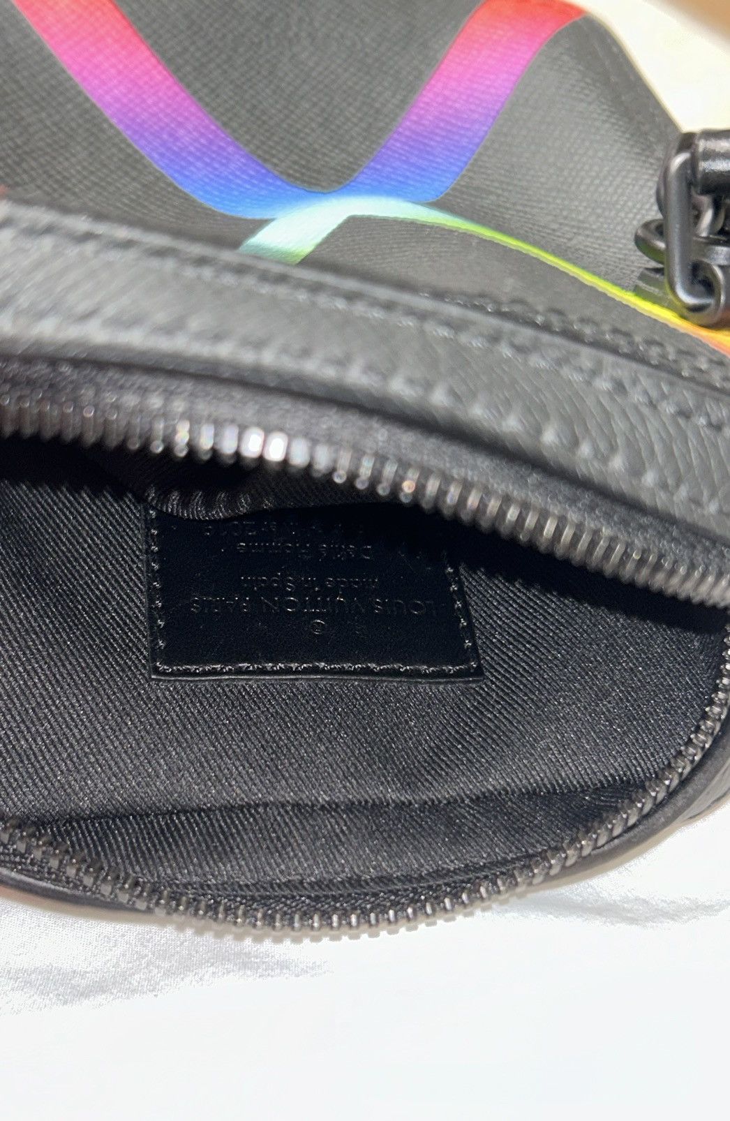 Louis Vuitton × Virgil Abloh Danube Rainbow Messenger Cross-Body Bag Size ONE SIZE - 4 Thumbnail