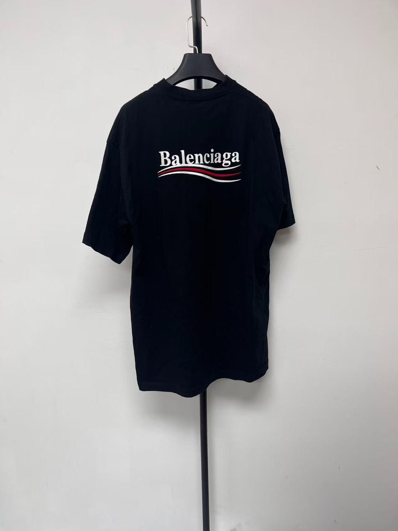 Balenciaga balenciaga embroidered loose graphic t-shirt Size US S / EU 44-46 / 1 - 2 Thumbnail