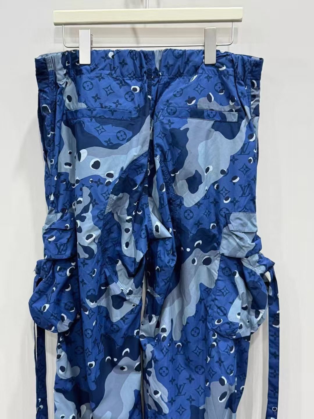 Louis Vuitton Louis Vuitton Blue Camo Nylon Casual Pants-yw Size US 42 / EU 58 - 4 Thumbnail