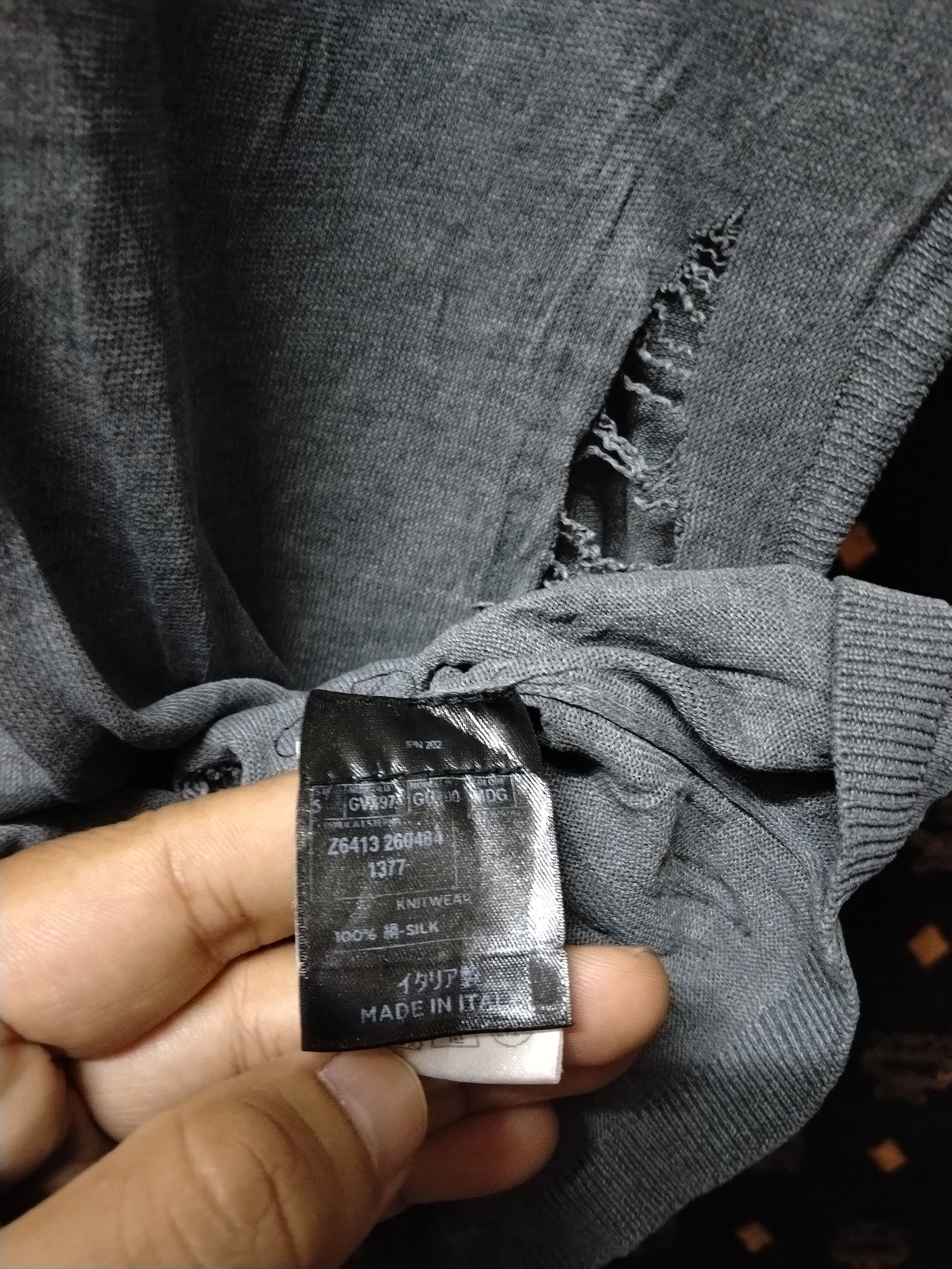 Gucci Thrashed Sun Faded Gucci Distressed Grunge Band Size US M / EU 48-50 / 2 - 4 Thumbnail