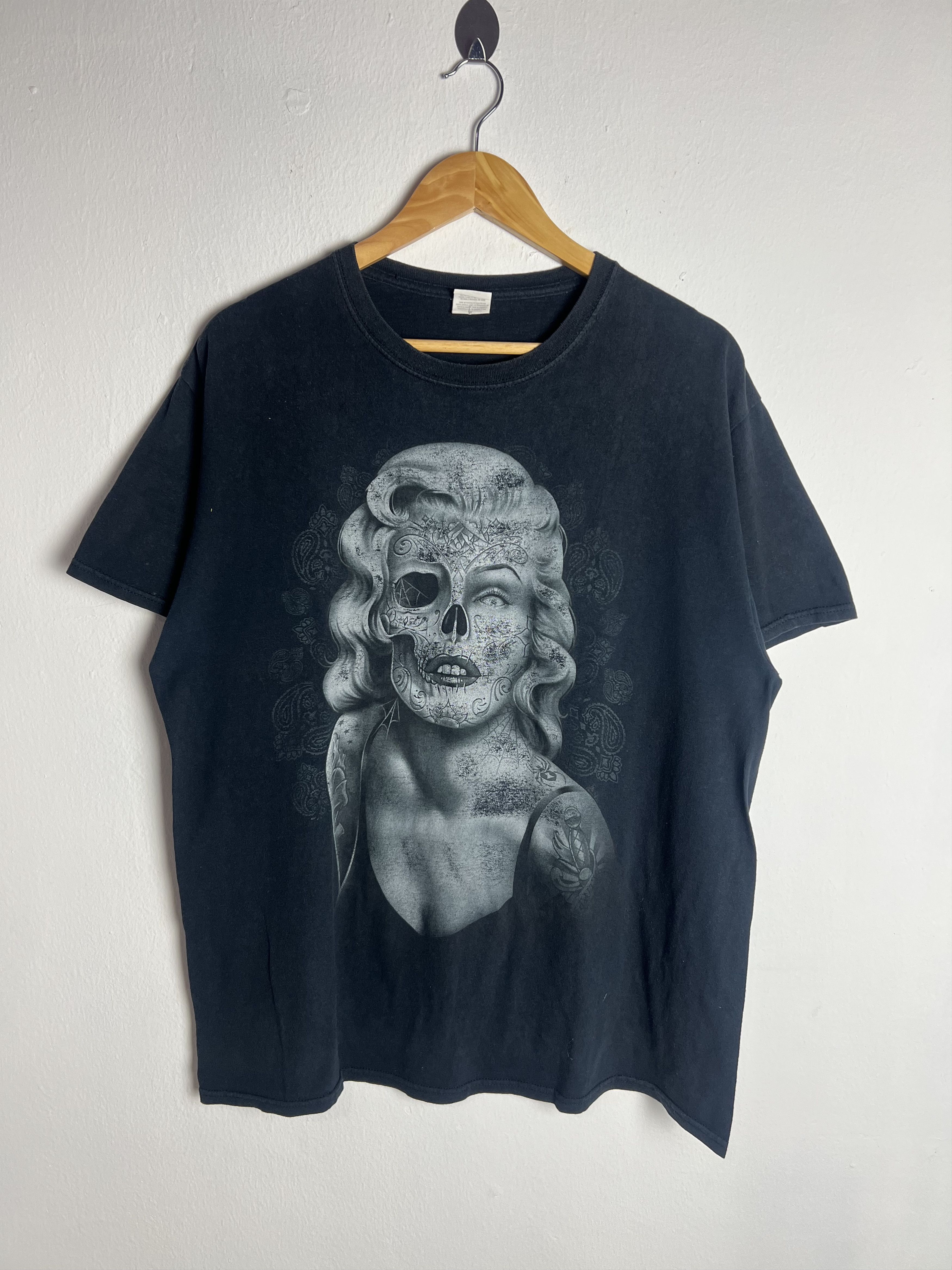 Fruit Of The Loom Marilyn Manroe Skull Tattoo Graphic Tee Size US L / EU 52-54 / 3 - 1 Thumbnail