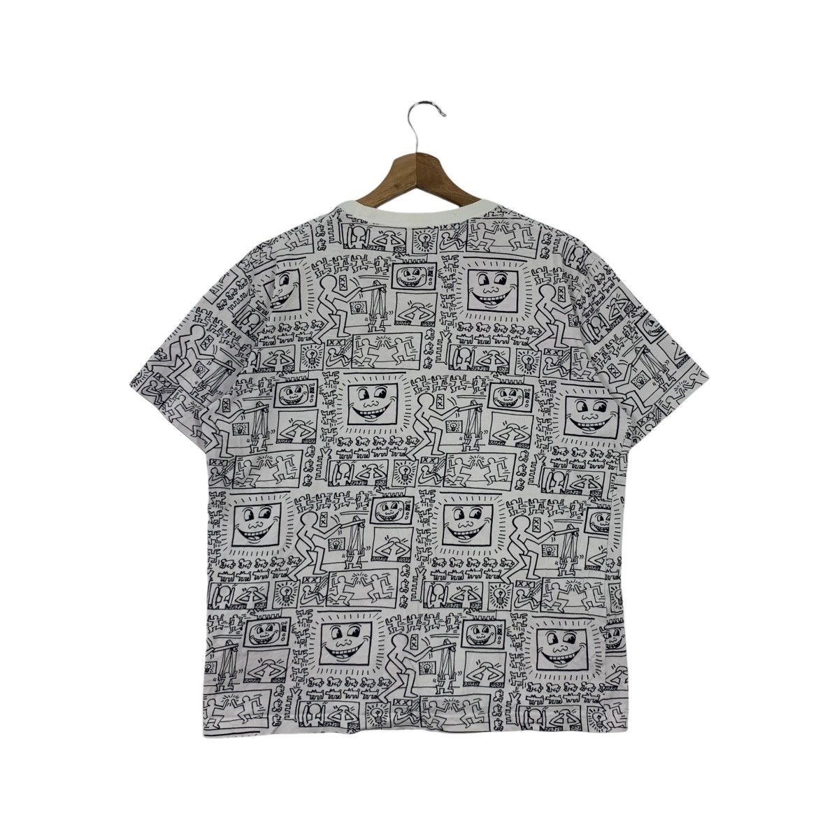 Keith Haring × Uniqlo KEITH HARING x UNIQLO 2016 MOMA Over Print Art Tee Shirt Size L / US 10 / IT 46 - 3 Thumbnail