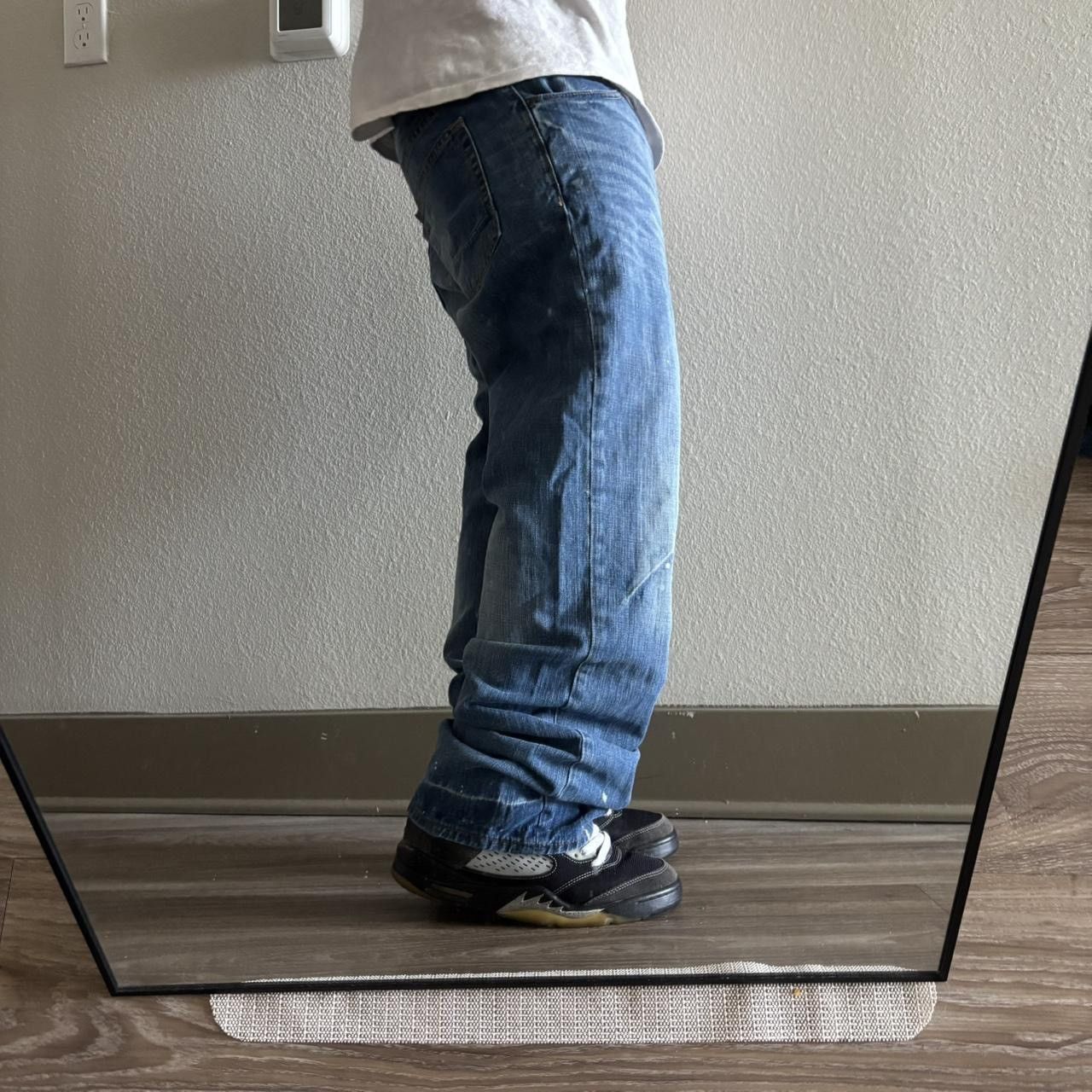 Vintage Crazy Vintage Y2K:2000s Grunge Medium Wash Skater Denim Jeans! 33x32 Size US 33 - 2 Thumbnail