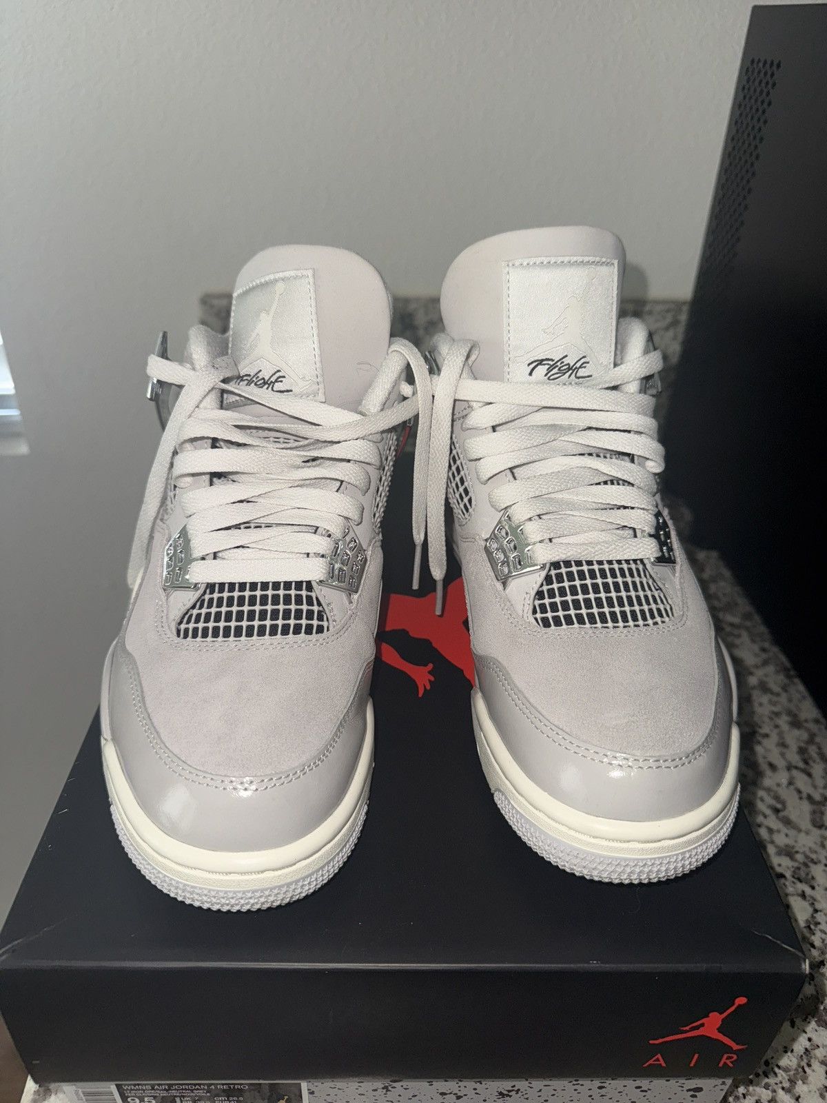 Jordan Brand Jordan 4 frozen moments Size US 8 / EU 41 - 1 Thumbnail