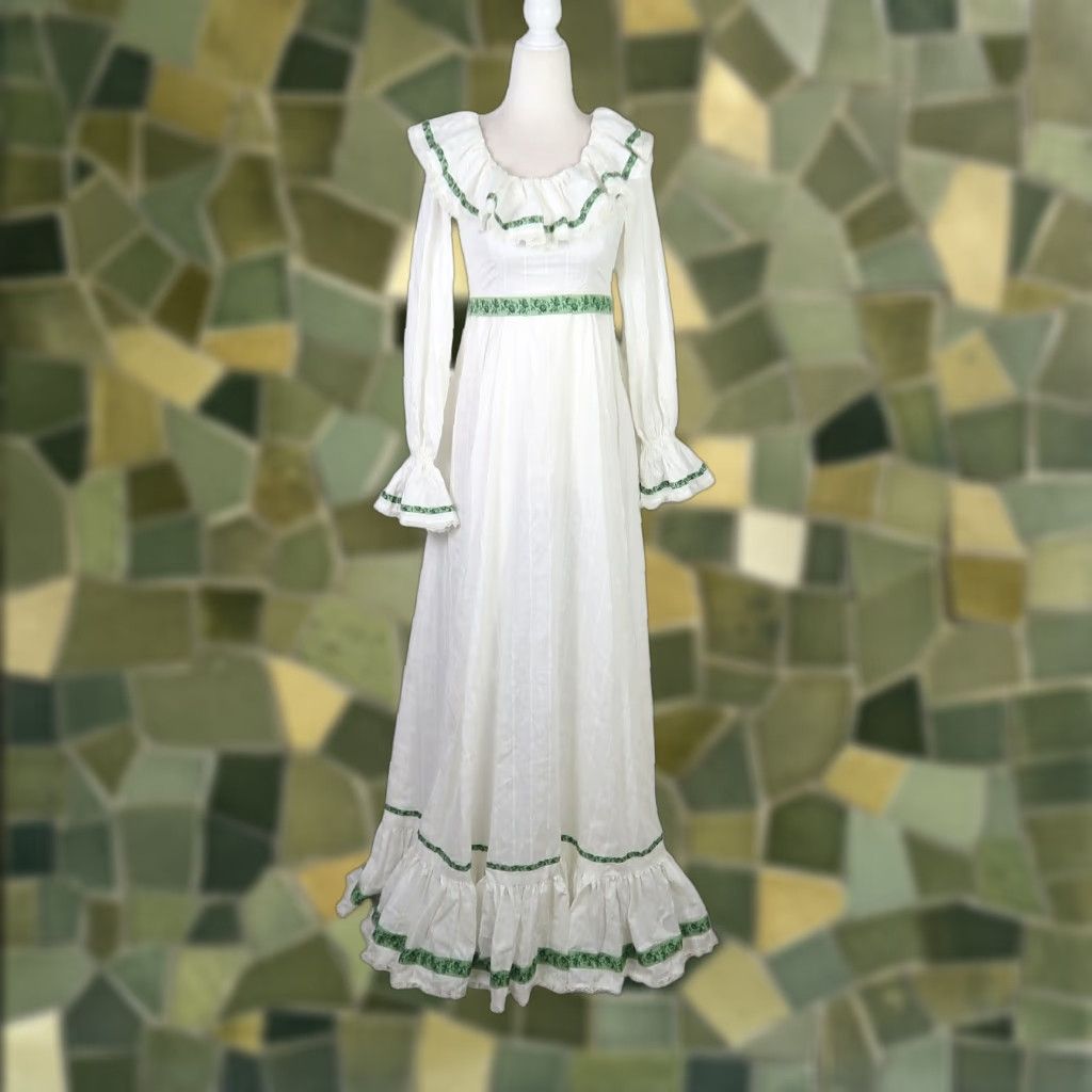 Vintage VINTAGE 70s White Floral Maxi Dress XS Women Long Sleeve Bohemian Prairie Frilly Collar Flounce Belt Formal Party/Cocktail Dress Size XS / US 0-2 / IT 36-38 - 1 Thumbnail
