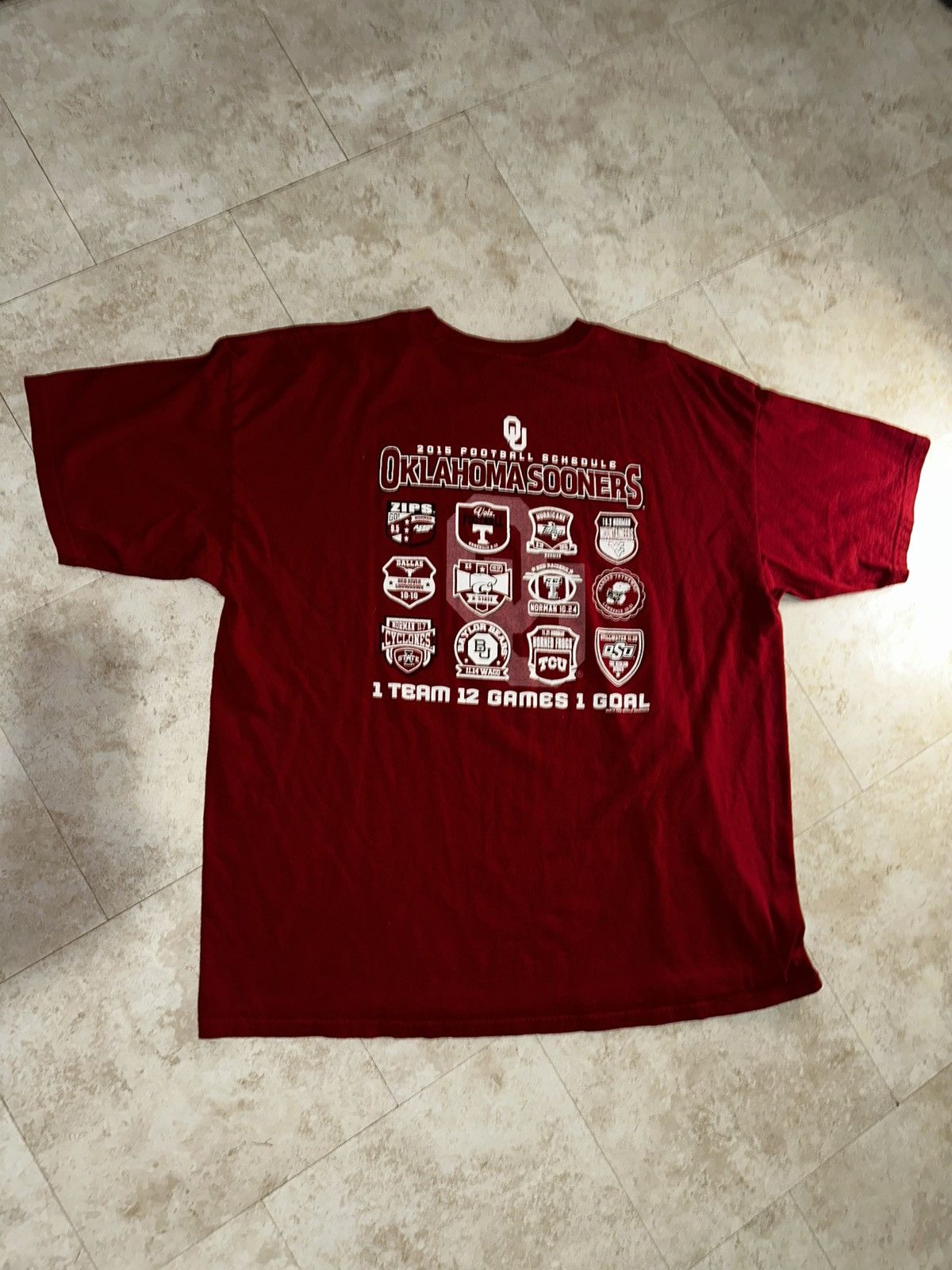 Vintage 2015 University of Oklahoma Tour of Duty tee Size US XXL / EU 58 / 5 - 2 Thumbnail