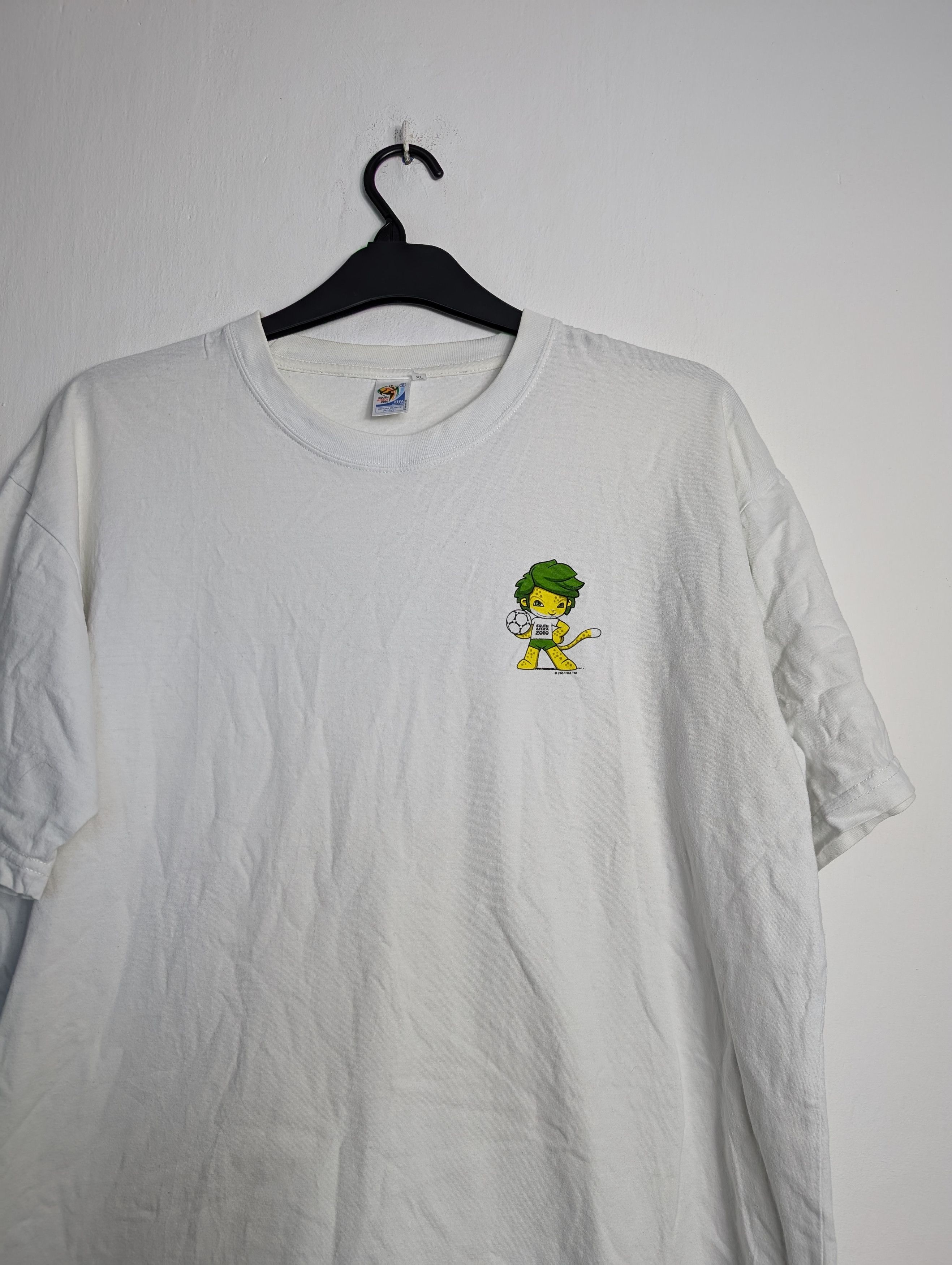 Vintage FIFA World Cup South Africa 2010 T-Shirt Vintage Football Size US XL / EU 56 / 4 - 2 Thumbnail