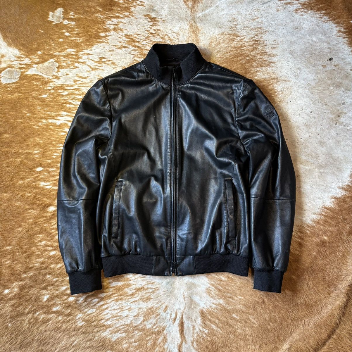 🧥 Emporio Armani Leather Jacket – Lambskin – Size 52