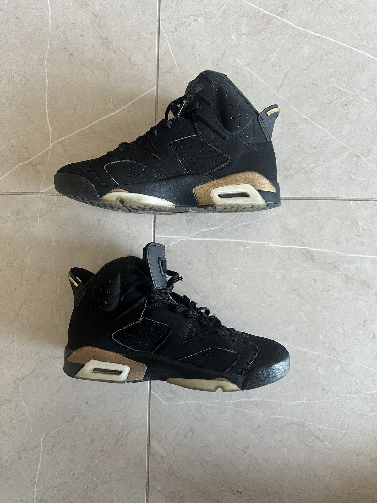 Jordan Brand Air Jordan 6 Retro 2020 | Black Metallic Gold Size US 10 / EU 43 - 2 Thumbnail