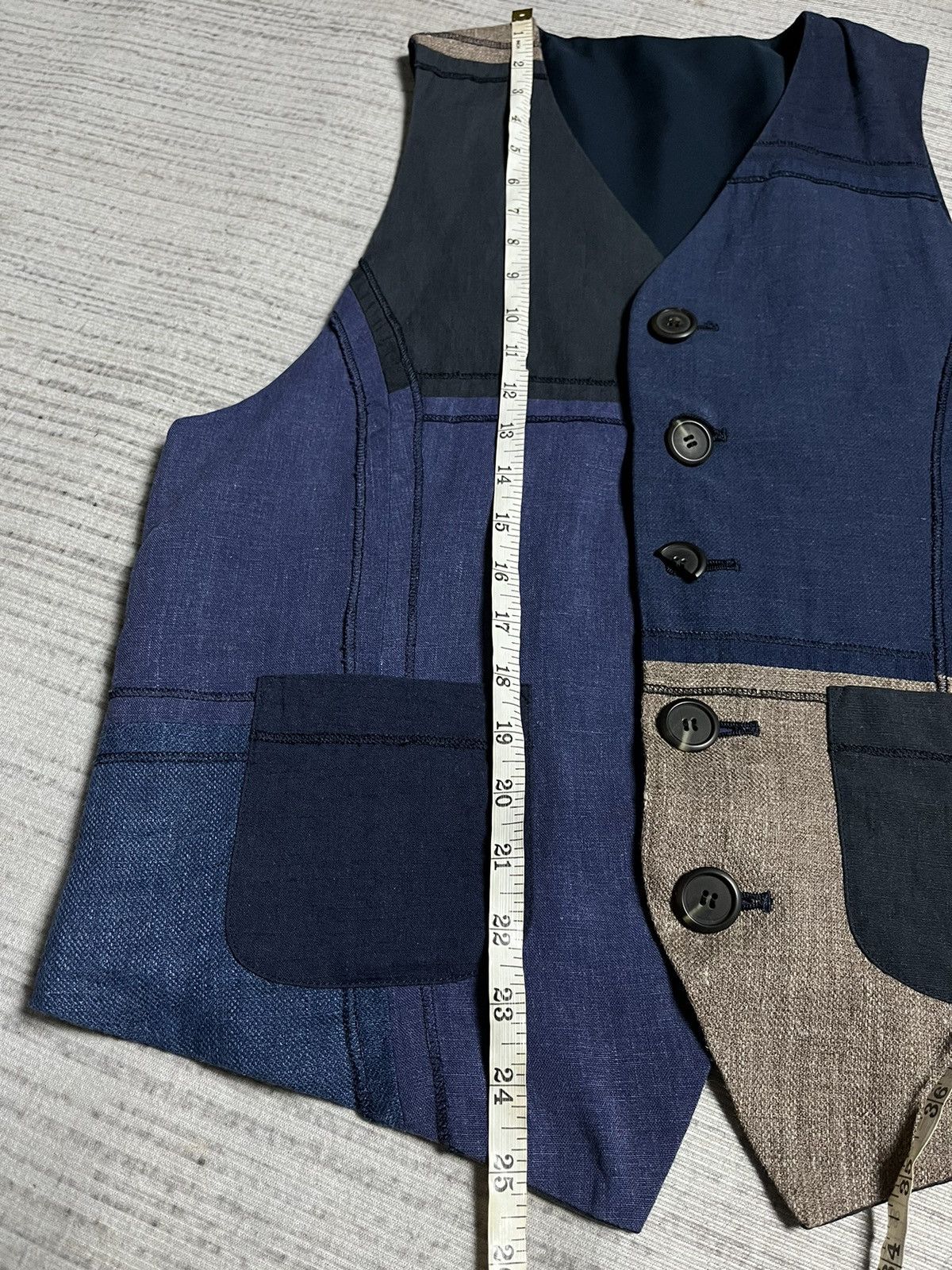 Dolce & Gabbana a52 Vintage Dolce&Gabbana patchwork vest Size US S / EU 44-46 / 1 - 17 Thumbnail