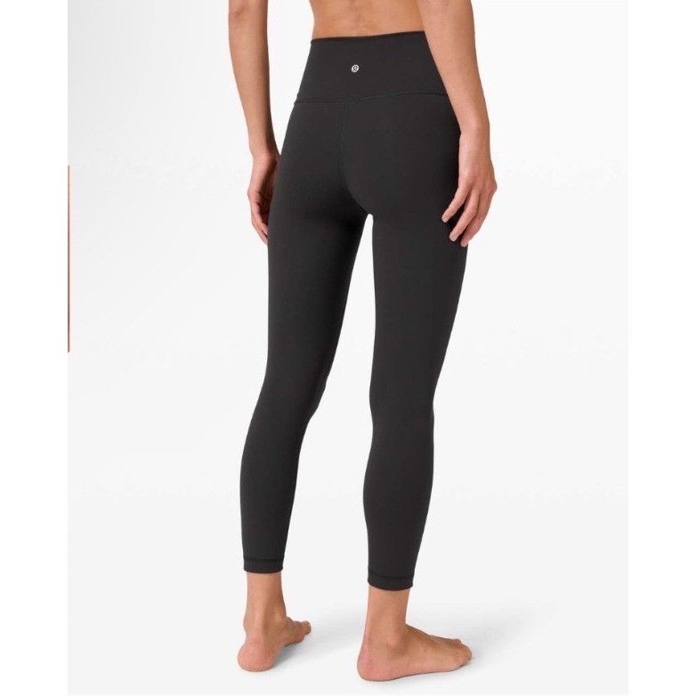 Lululemon 𝓛𝓾𝓵𝓾𝓵𝓮𝓶𝓸𝓷 Wunder Under High-Rise Tight 27" *Full-On Size 26" / US 2 / IT 38 - 1 Thumbnail