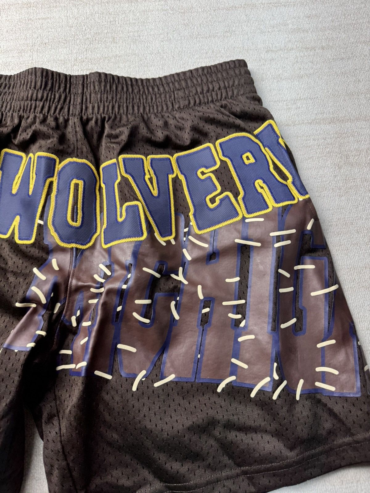 Mitchell & Ness × Travis Scott Michigan wolverines basketball shorts Size US 32 / EU 48 - 2 Thumbnail