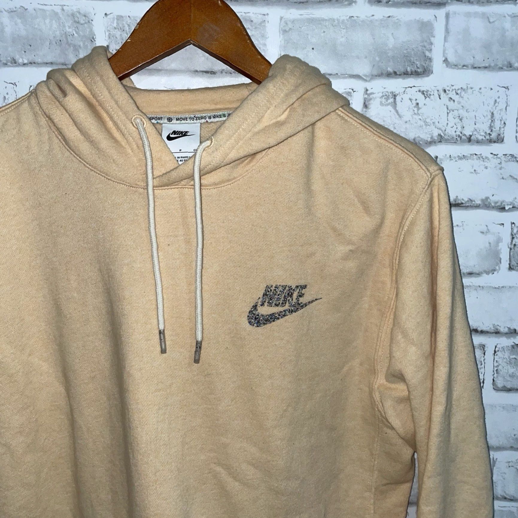 Nike Nike Light Orange Drawstring Hoodie Unisex Size S Size US S / EU 44-46 / 1 - 2 Thumbnail