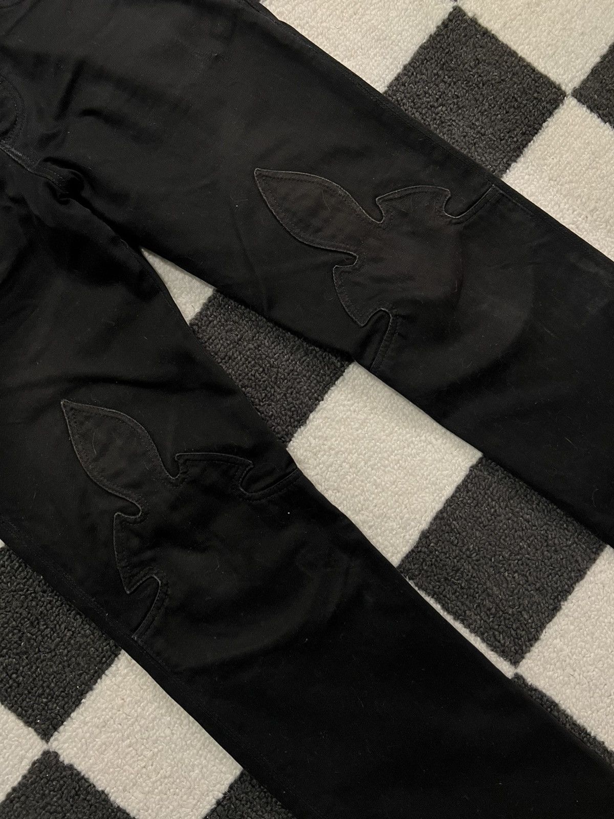 Chrome Hearts Vintage Chrome Hearts Fleur Knee Black Denim Size US 30 / EU 46 - 2 Thumbnail