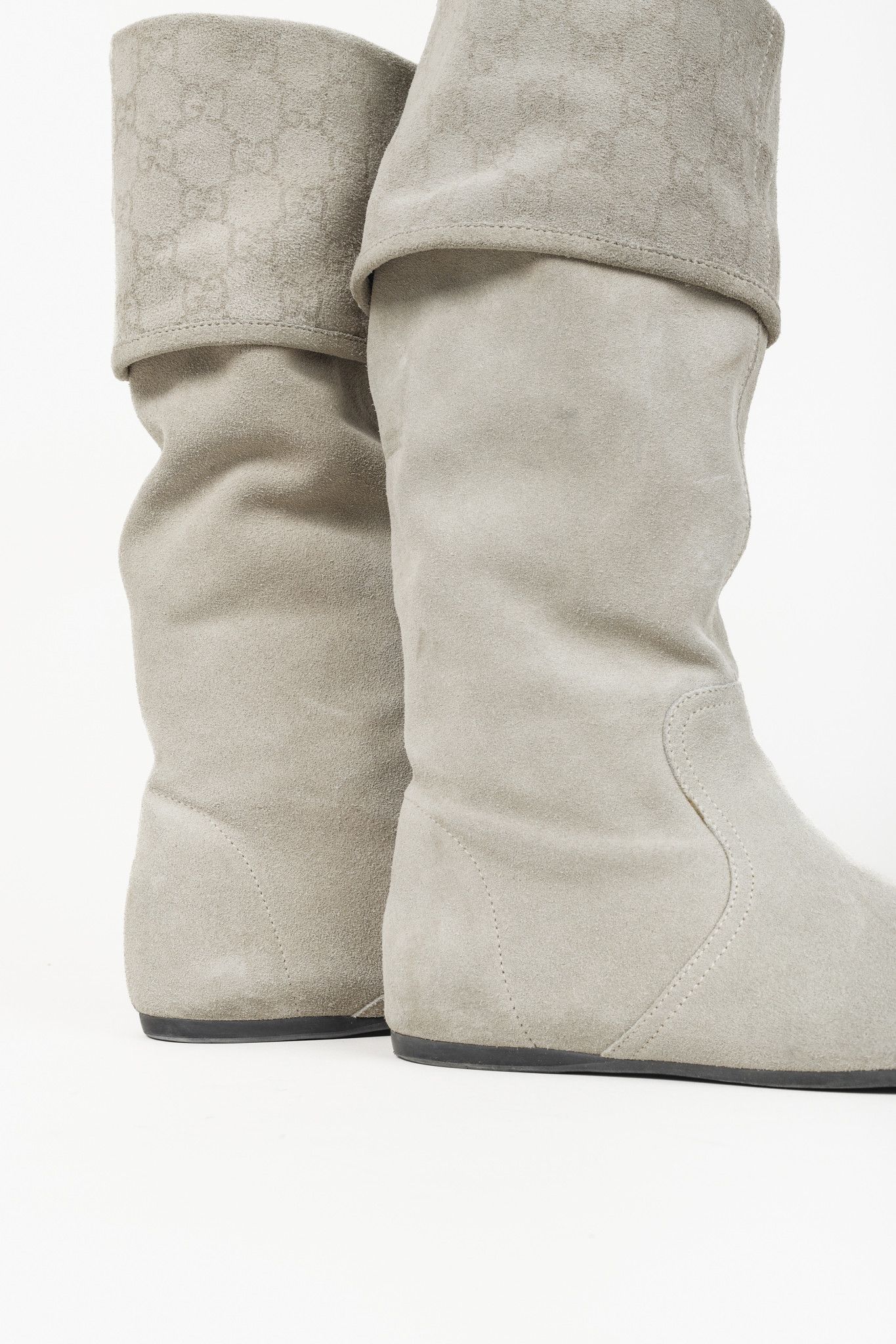 Gucci Gucci GG Grey Beige Suede Calf Height Flat Boots Size US 6.5 / IT 36.5 - 8 Thumbnail
