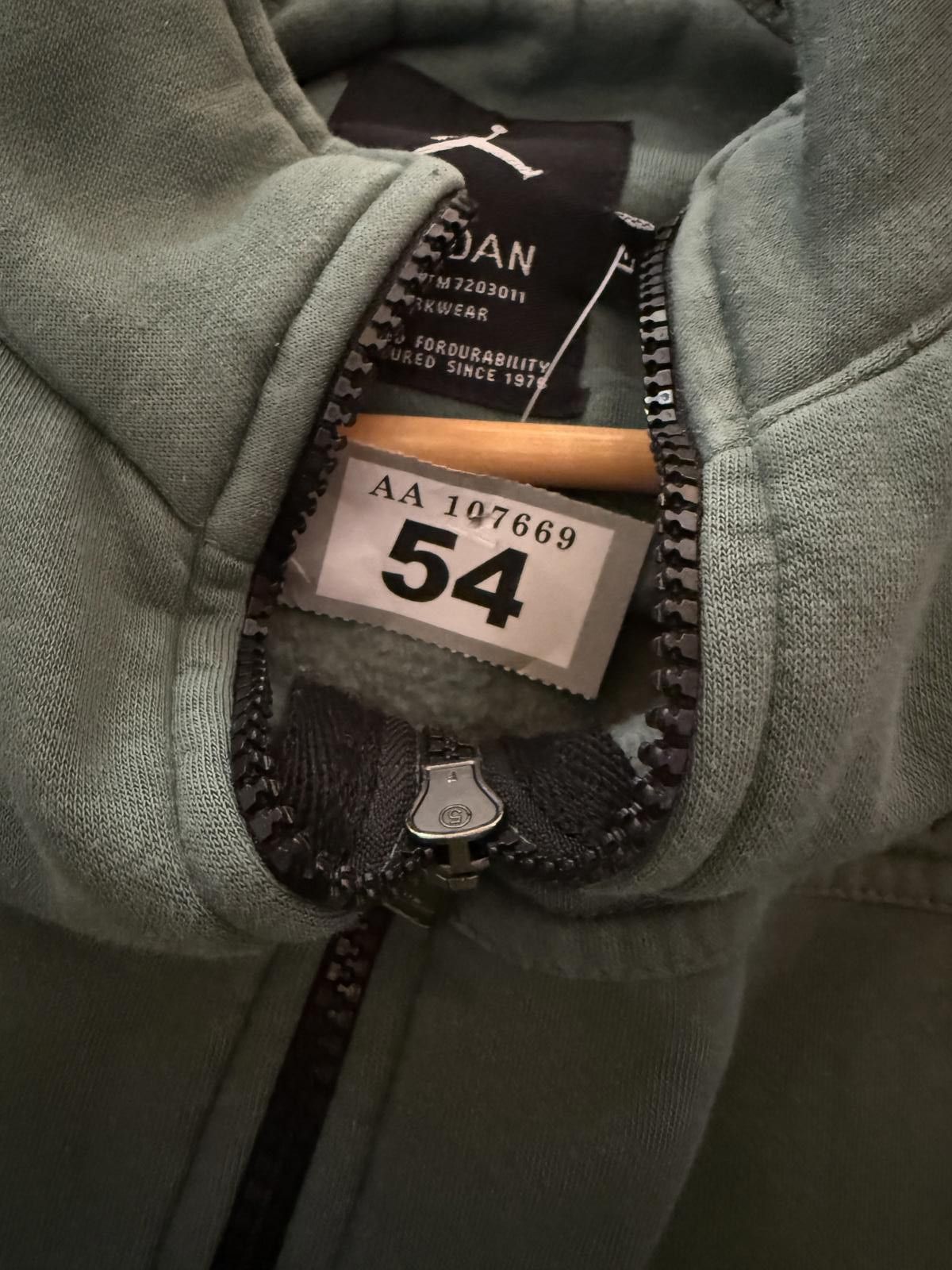 Jordan Brand Jordan Zip-Up Sports Jacket in Green and Black Size US M / EU 48-50 / 2 - 4 Thumbnail