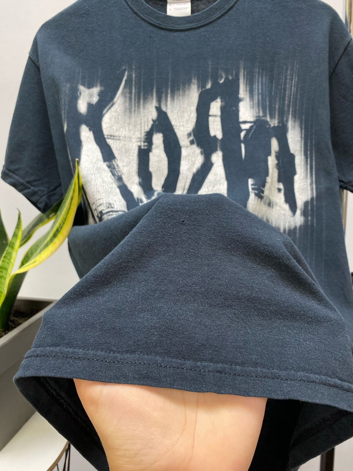 Band Tees × Vintage Korn - 2011 The Path of Totality t-shirt Size US M / EU 48-50 / 2 - 11 Thumbnail