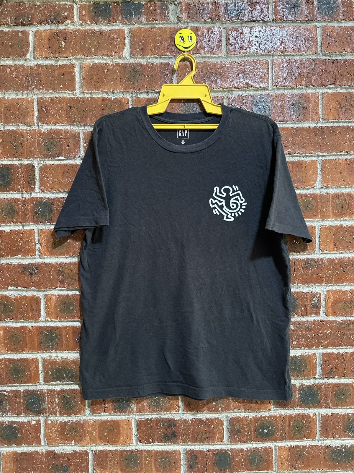 Gap × Keith Haring × Vintage Vintage Gap X Keith Haring Sun Faded Tee Size US M / EU 48-50 / 2 - 2 Thumbnail
