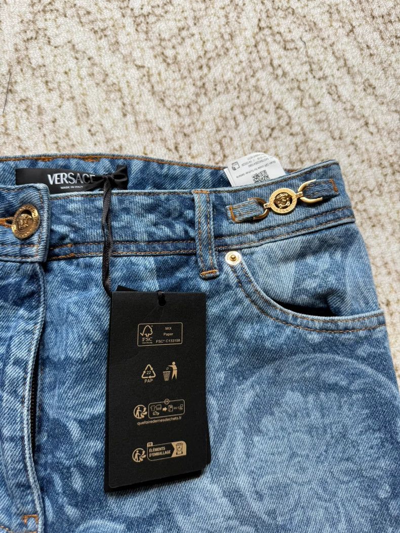 Versace Versace Straight jeans Size US 26 / EU 42 - 4 Thumbnail