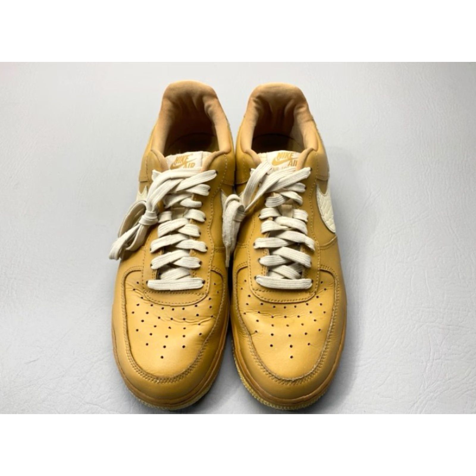Nike Nike Air Force 1 '07 LV8 Elemental Gold 2017 823511-703 Size 9 Sneaker 1383 Size US 9 / EU 42 - 4 Thumbnail