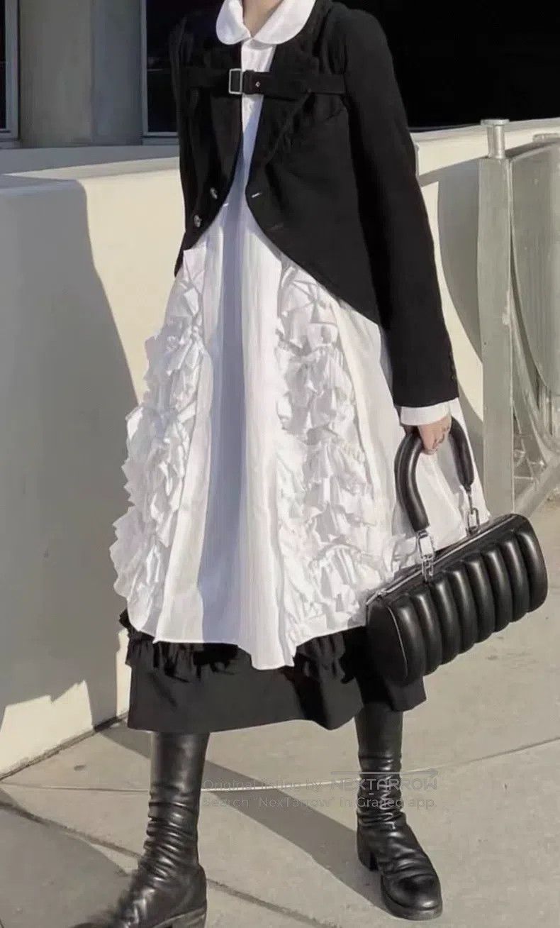 Comme des Garcons Comme Des Garcons White flower pinch flower shirt skirt Size XS / US 0-2 / IT 36-38 - 3 Thumbnail