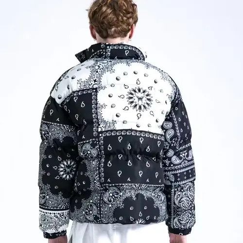 Other Ying Yang Paisley Bandana Puffer Jacket Size US M / EU 48-50 / 2 - 4 Thumbnail