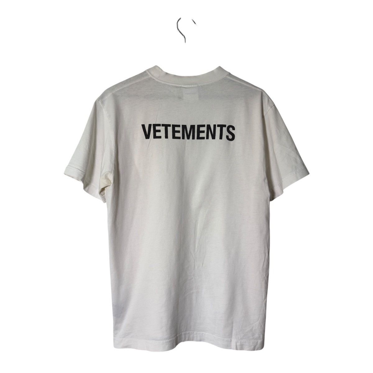 Vetements Vetements Staff T-Shirt Size US S / EU 44-46 / 1 - 5 Thumbnail