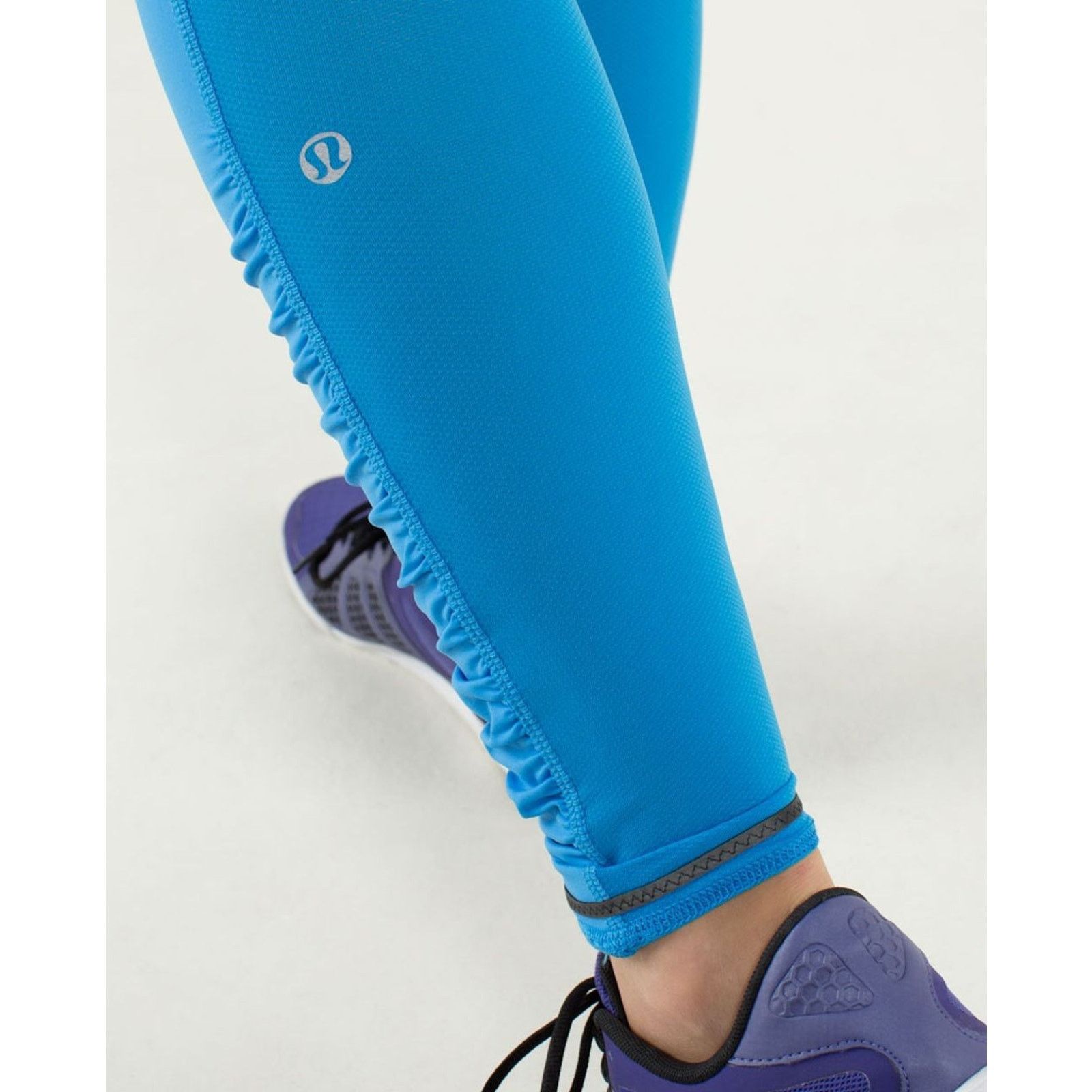 Lululemon Lululemon Speed Tight Luxtreme Cornflower Legging Ruched Run Size 32" / US 10 / IT 46 - 9 Thumbnail