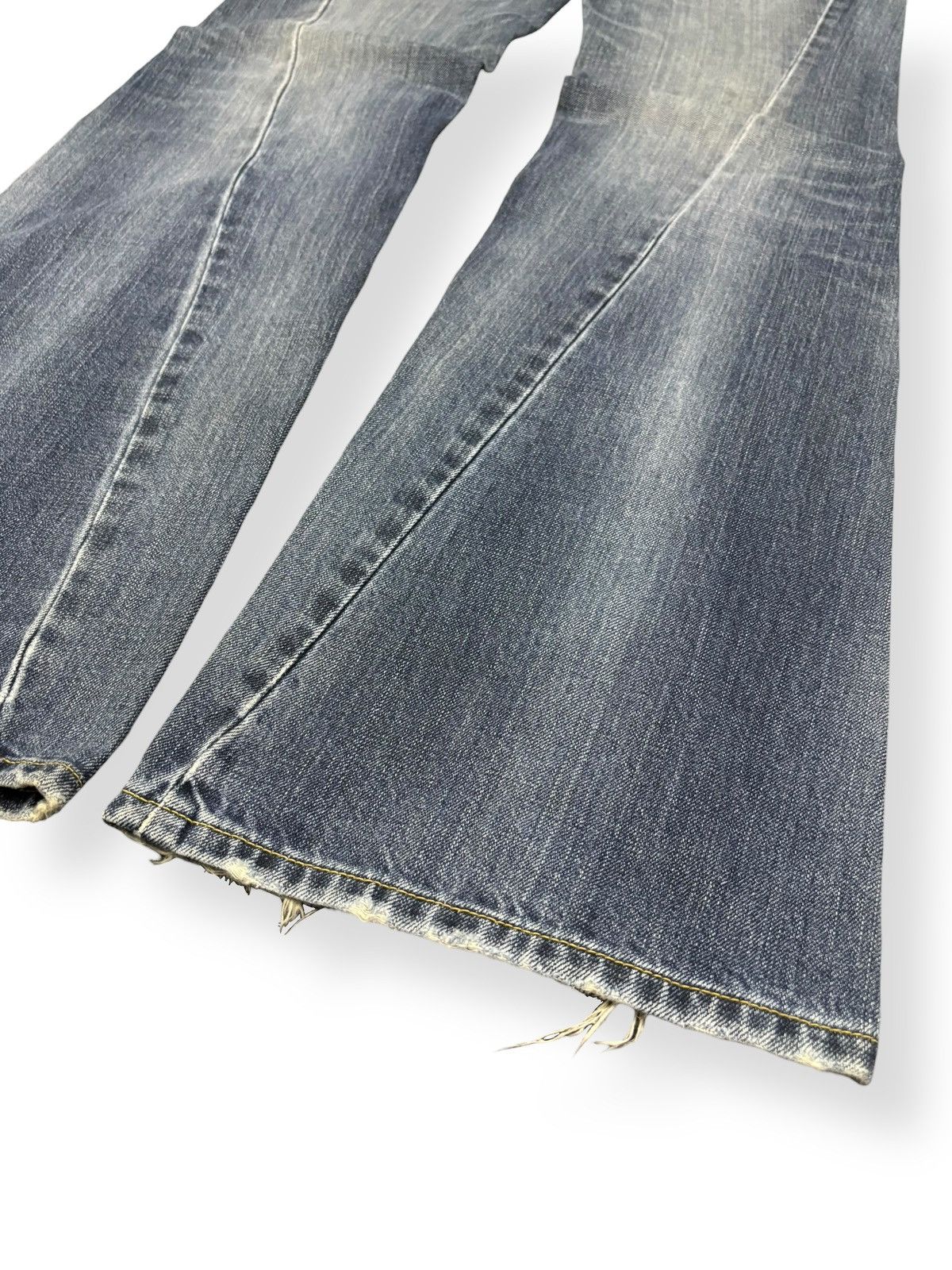 Lee Vintage Lee Riders Twisted Leg Flare Distressed Jeans Size US 32 / EU 48 - 8 Thumbnail