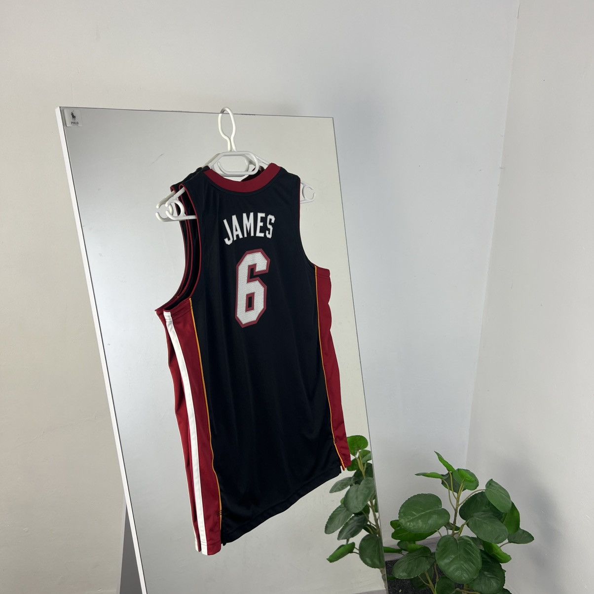 Adidas Vintage Y2K Miami Heat 6 Lebron James Jersey Tank Top Size US S / EU 44-46 / 1 - 2 Thumbnail