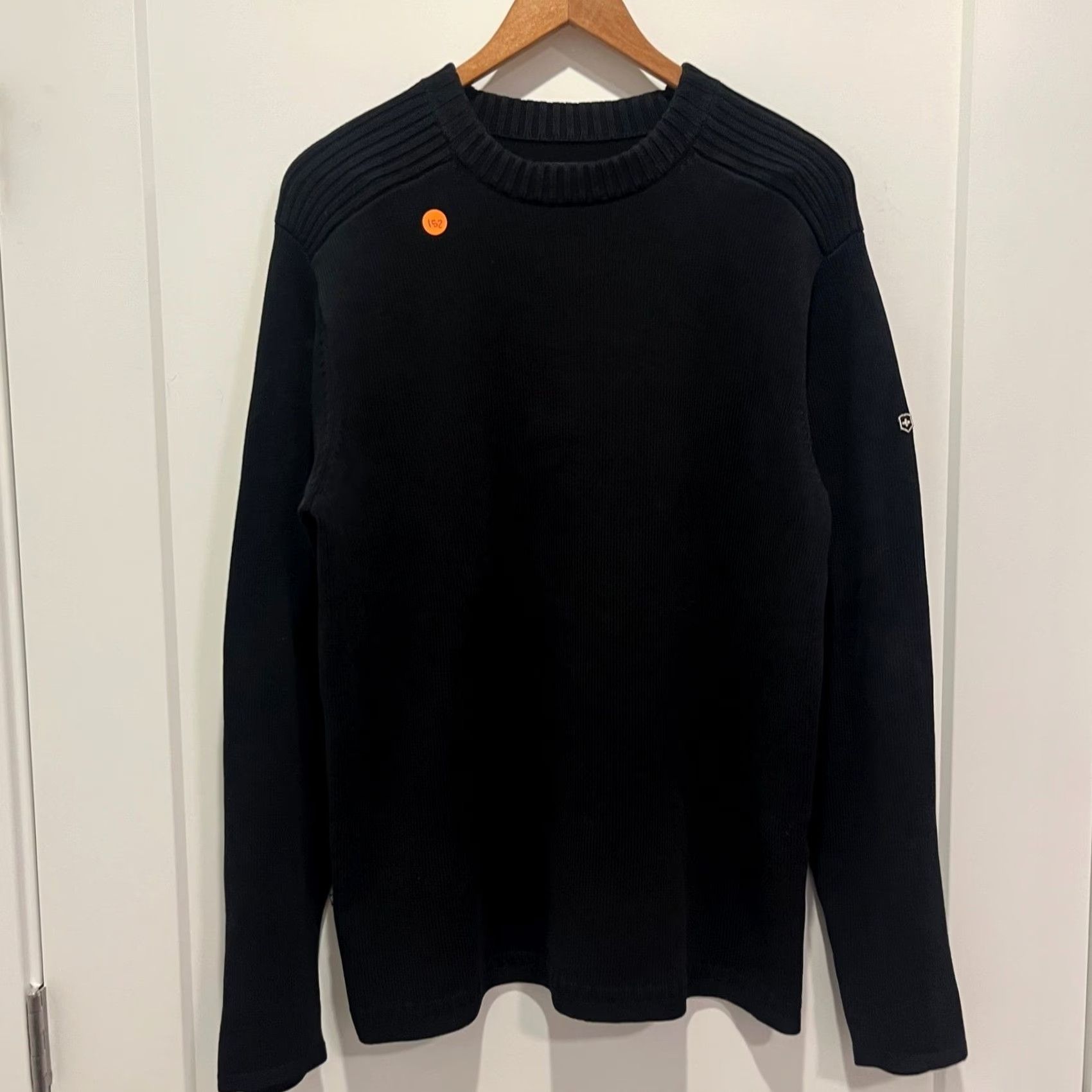 Victorinox Victorinox Swiss Army Mens Black Cotton Blend Ribbed Shoulder Sweater Size M Size US M / EU 48-50 / 2 - 2 Thumbnail