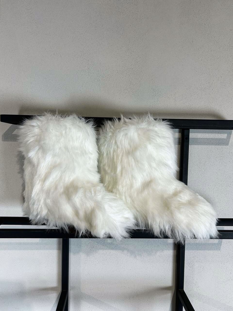 Hysteric Glamour Fur Boots White Fluffy Winter Coquette Y2K Snow Bunny Core Size US 5.5 / EU 38 - 13 Thumbnail